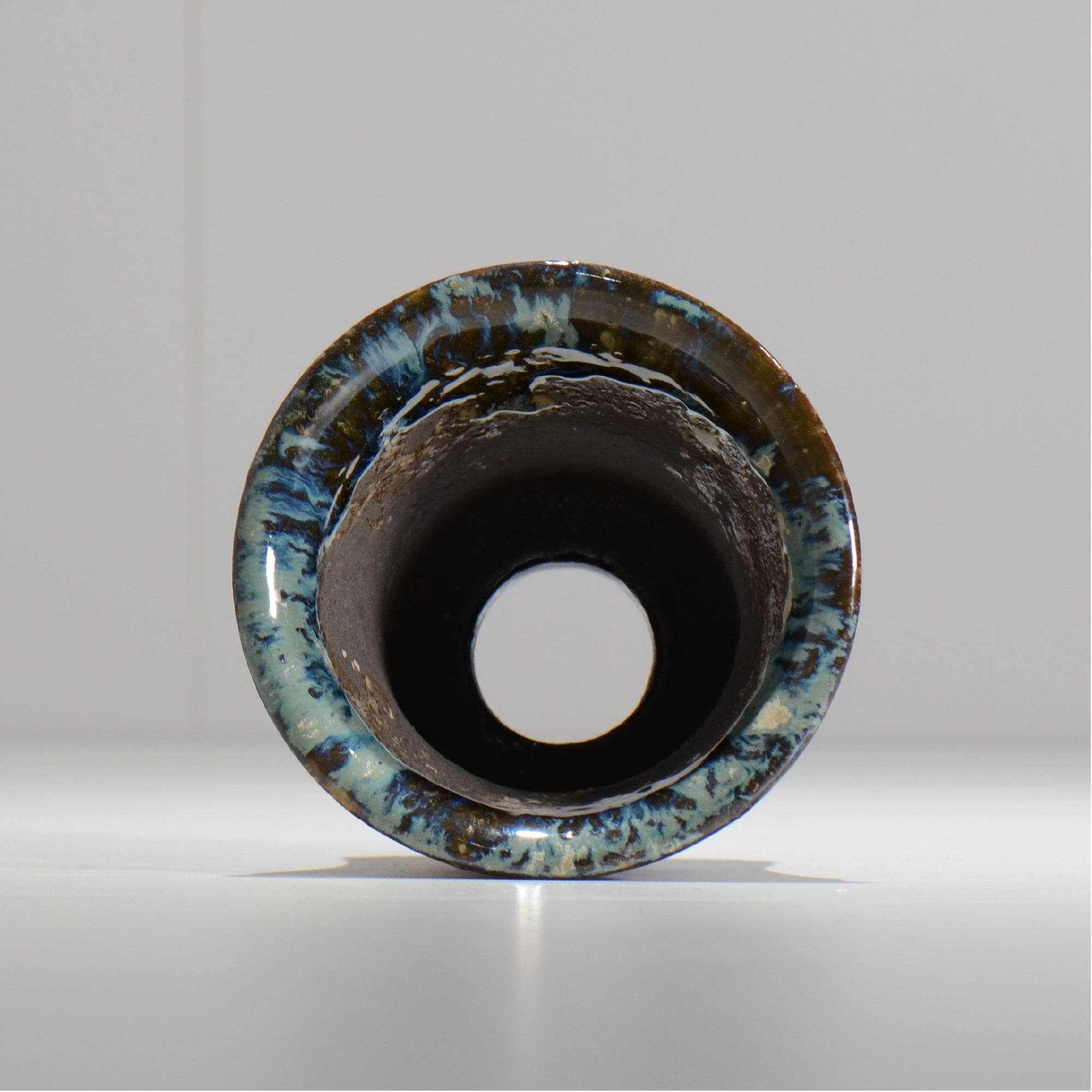 ヒノモトナツミ / 縁-ふち- / cone2_01 /  約 φ11cm / 植木鉢