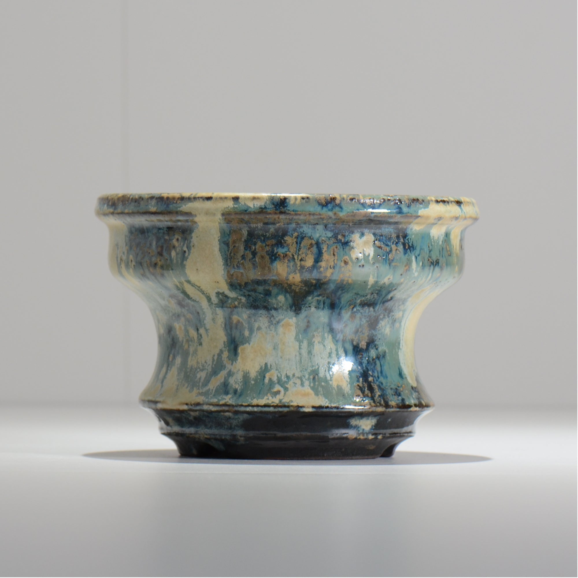 ヒノモトナツミ / 縁-ふち- / cone2_38 /  約 φ16.5cm / 植木鉢