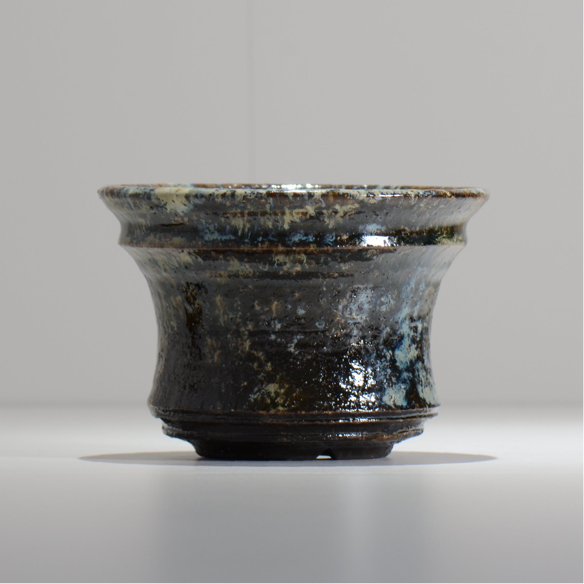 ヒノモトナツミ / 縁-ふち- / cone2_39 /  約 φ16.6cm / 植木鉢
