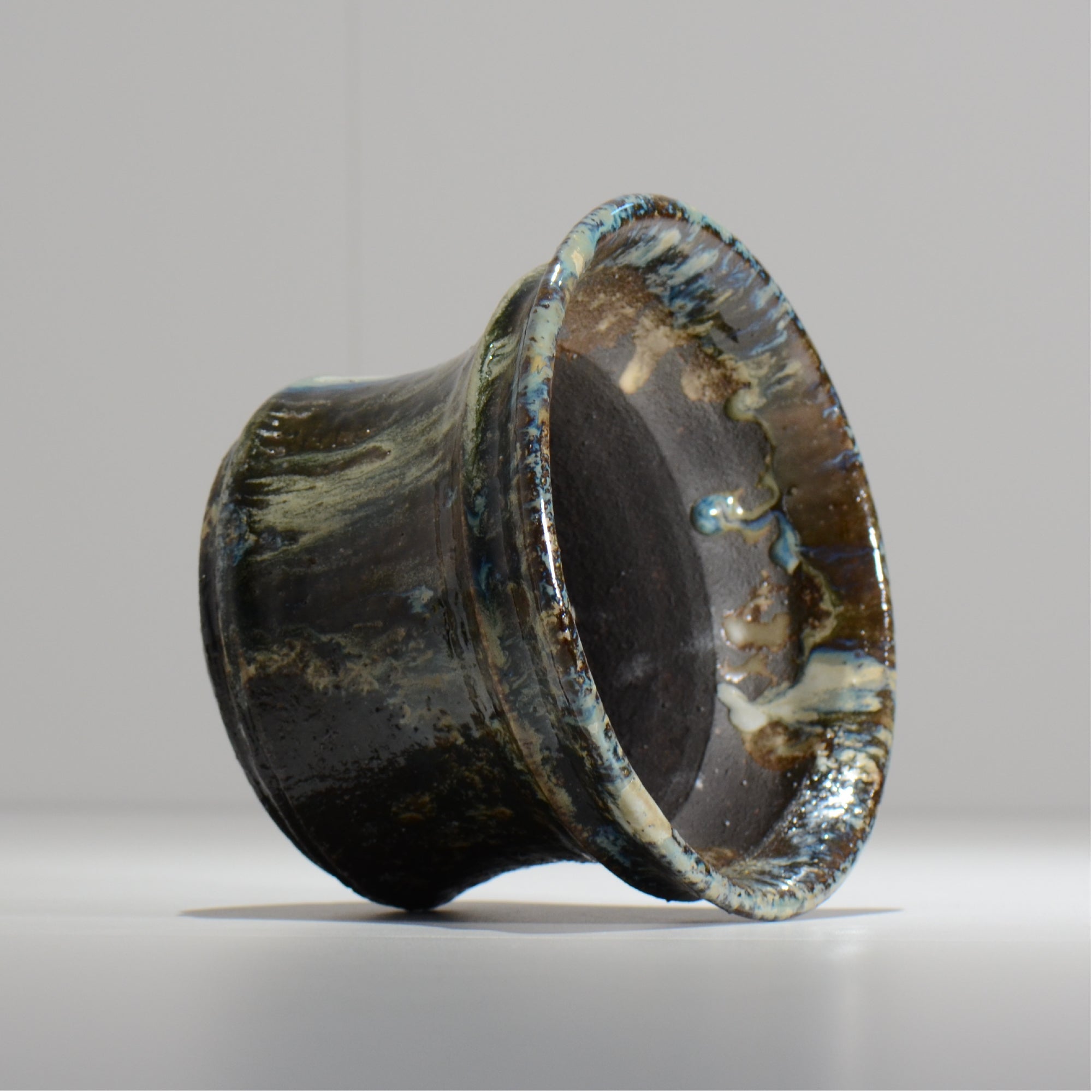 ヒノモトナツミ / 縁-ふち- / cone2_39 /  約 φ16.6cm / 植木鉢