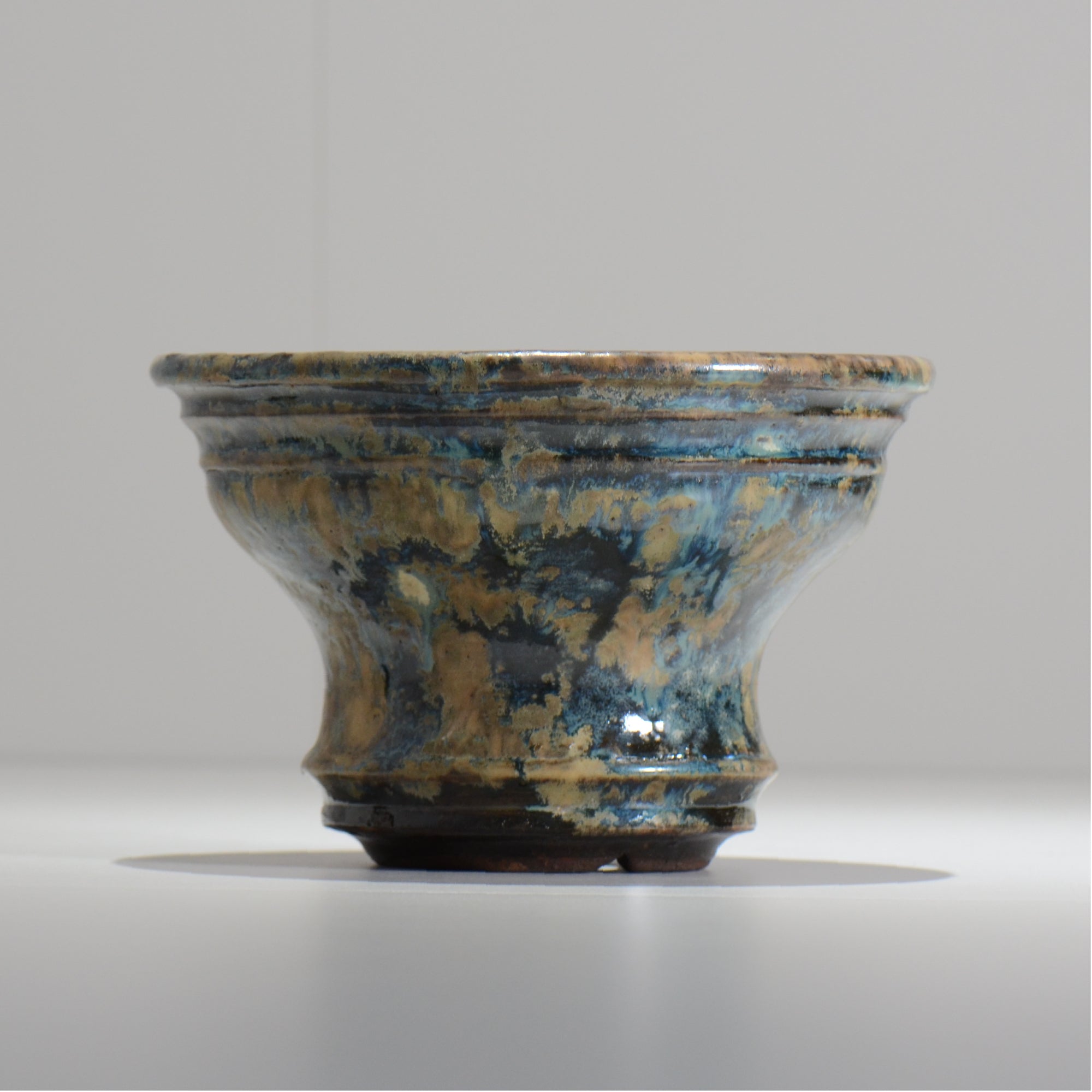 ヒノモトナツミ / 縁-ふち- / cone2_44 /  約 φ18cm / 植木鉢