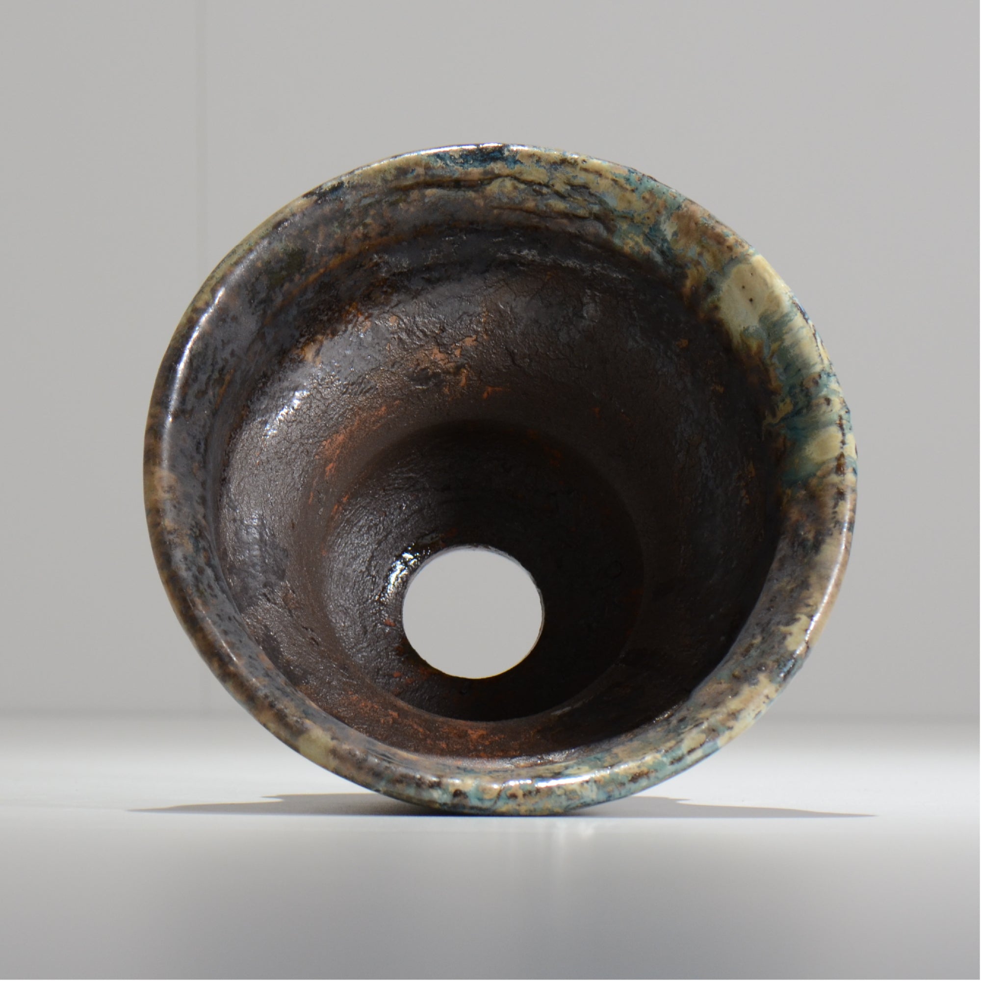 ヒノモトナツミ / 縁-ふち- / cone2_44 /  約 φ18cm / 植木鉢