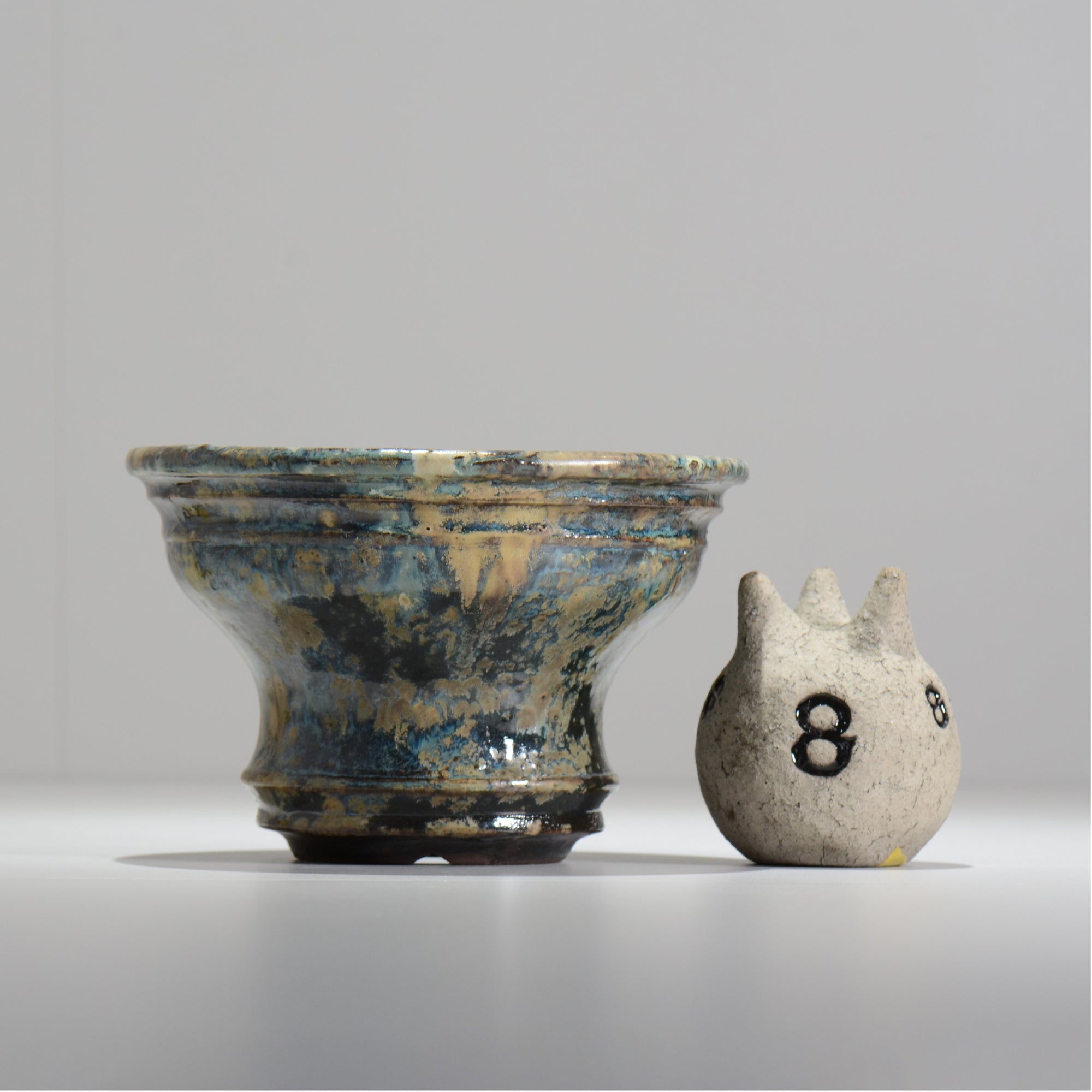 ヒノモトナツミ / 縁-ふち- / cone2_44 /  約 φ18cm / 植木鉢