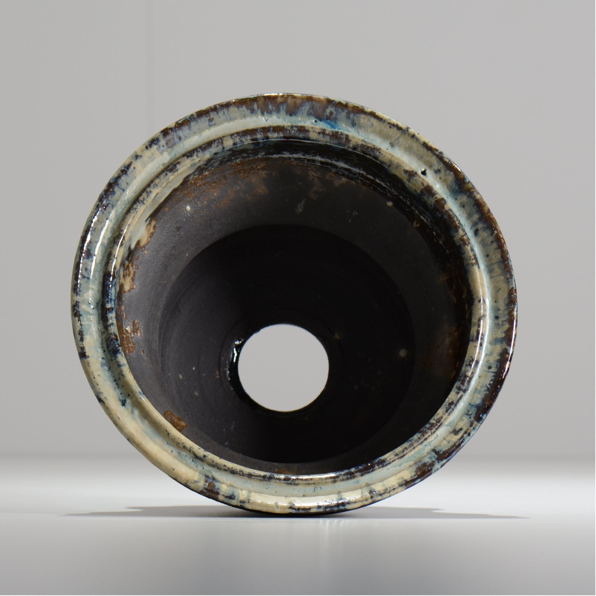 ヒノモトナツミ / 縁-ふち- / cone2_50 /  約 φ19.5cm / 植木鉢