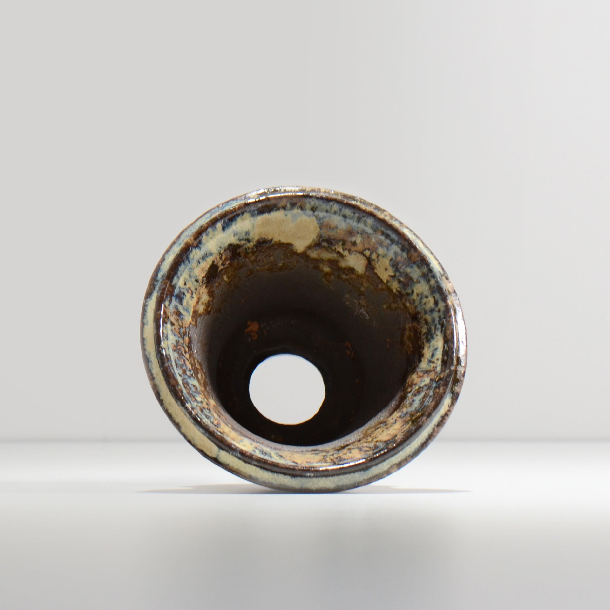ヒノモトナツミ / 縁-ふち- / cone2_13 /  約 φ12.4cm / 植木鉢