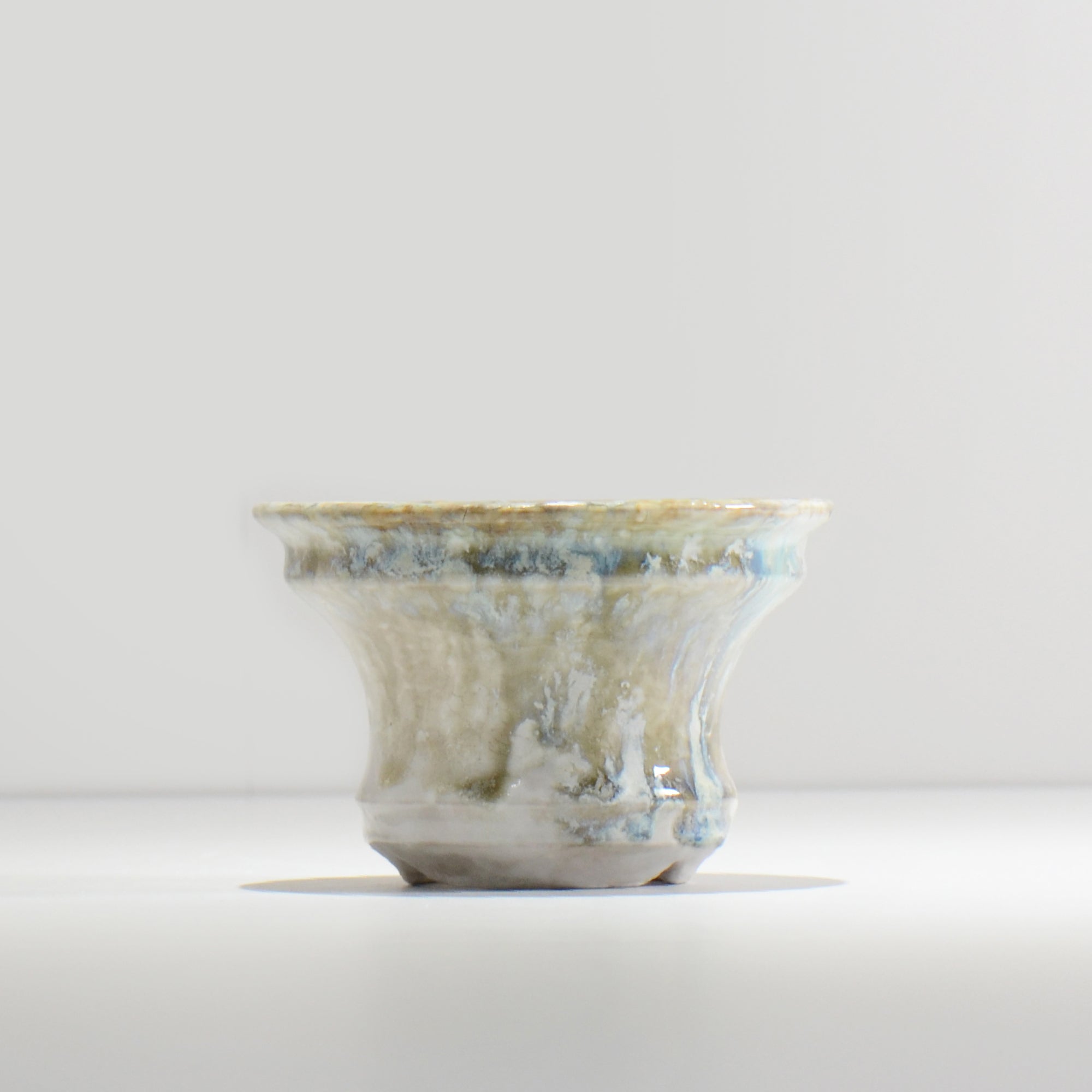 ヒノモトナツミ / 縁-ふち- / cone2_15 /  約 φ12.3cm / 植木鉢