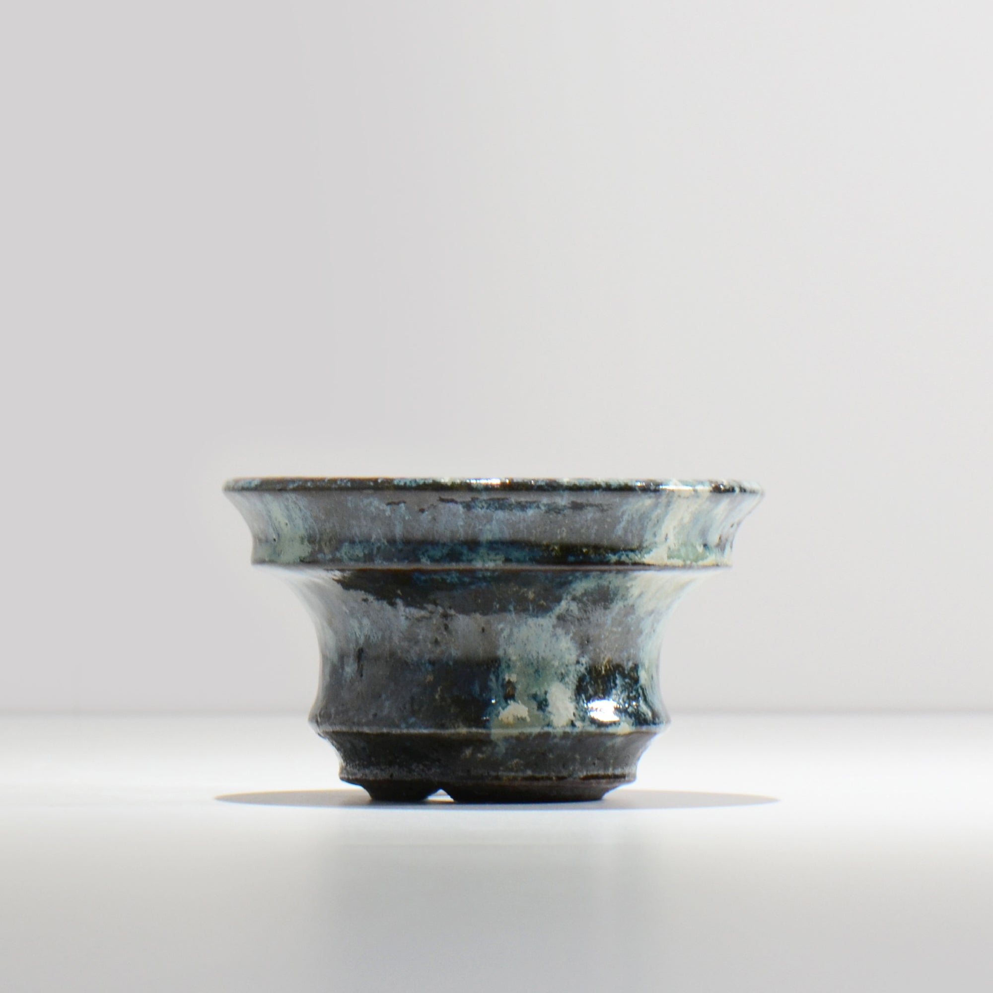 ヒノモトナツミ / 縁-ふち- / cone2_16 /  約 φ13cm / 植木鉢