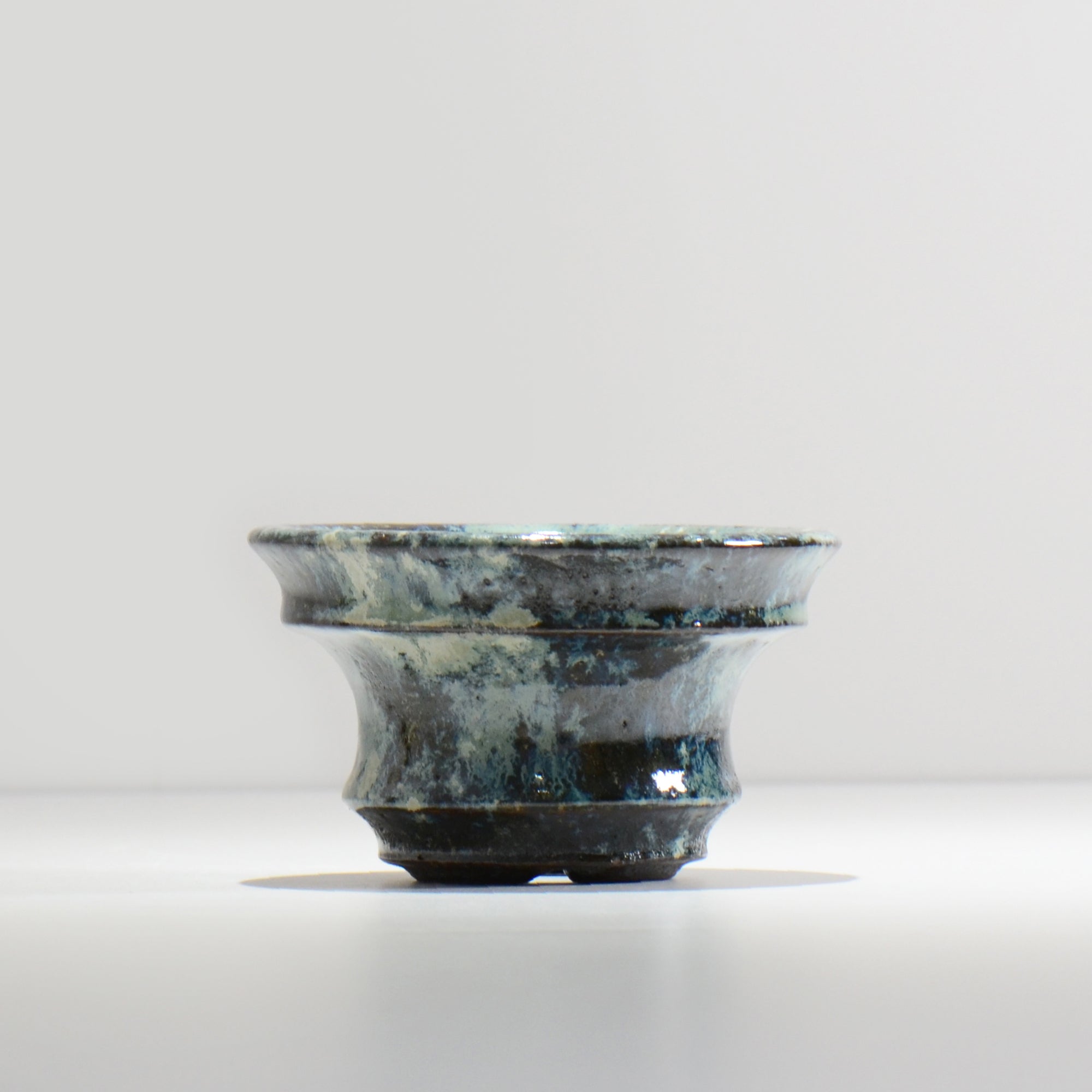 ヒノモトナツミ / 縁-ふち- / cone2_16 /  約 φ13cm / 植木鉢