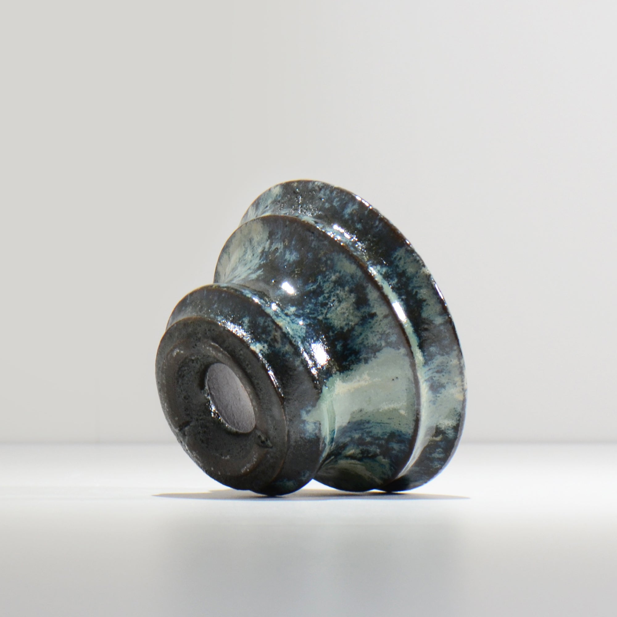 ヒノモトナツミ / 縁-ふち- / cone2_16 /  約 φ13cm / 植木鉢