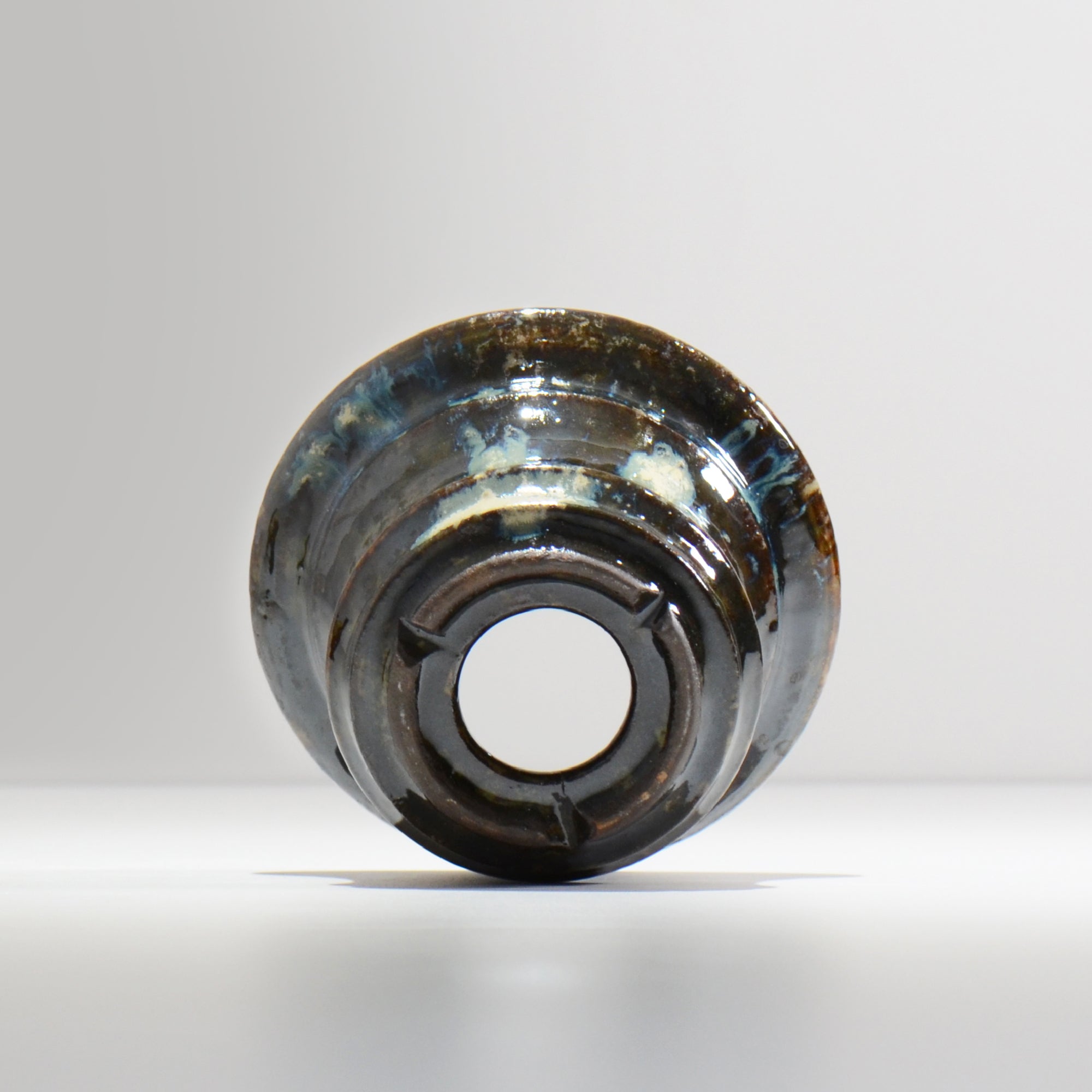 ヒノモトナツミ / 縁-ふち- / cone2_21 /  約 φ13cm / 植木鉢