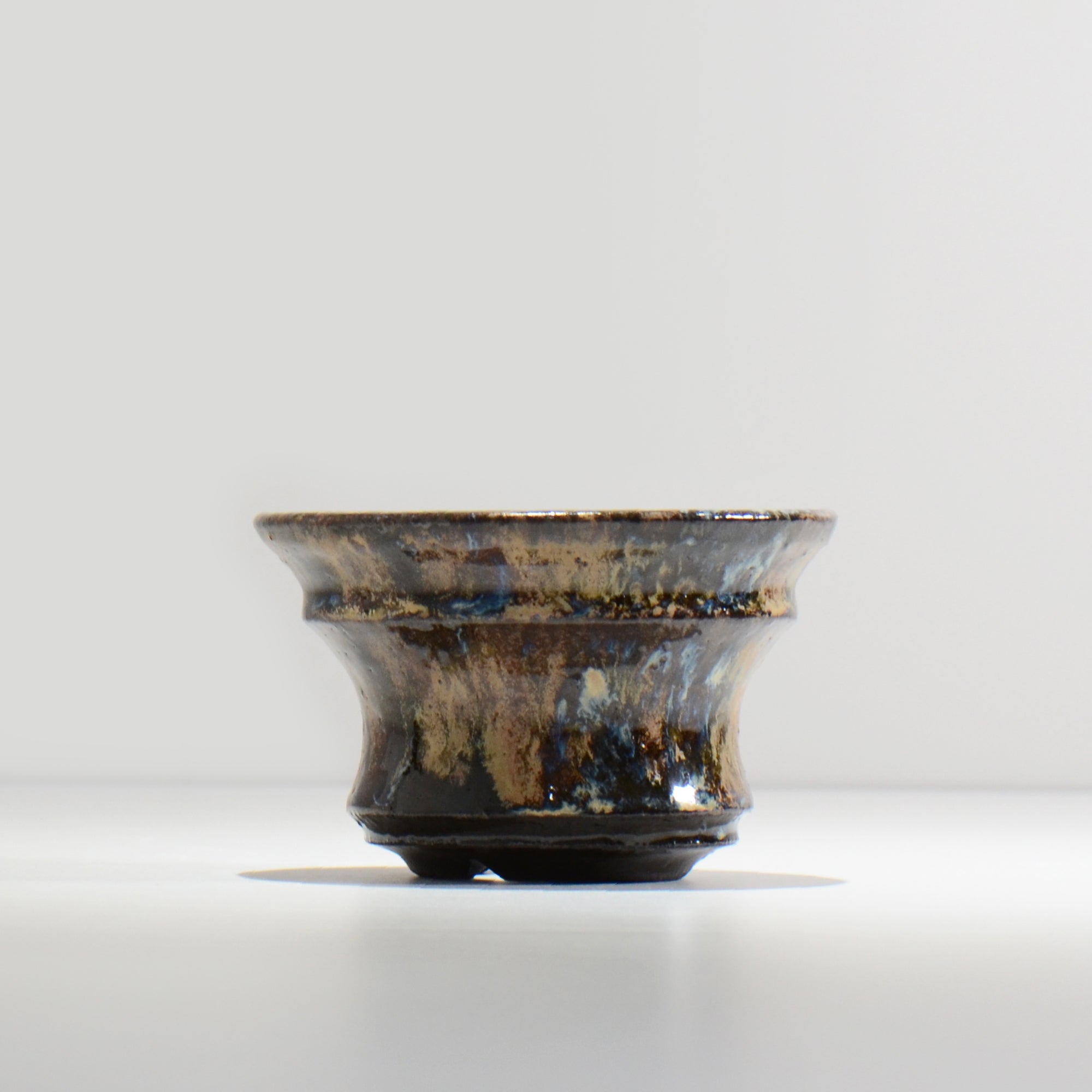 ヒノモトナツミ / 縁-ふち- / cone2_22 /  約 φ12.7cm / 植木鉢