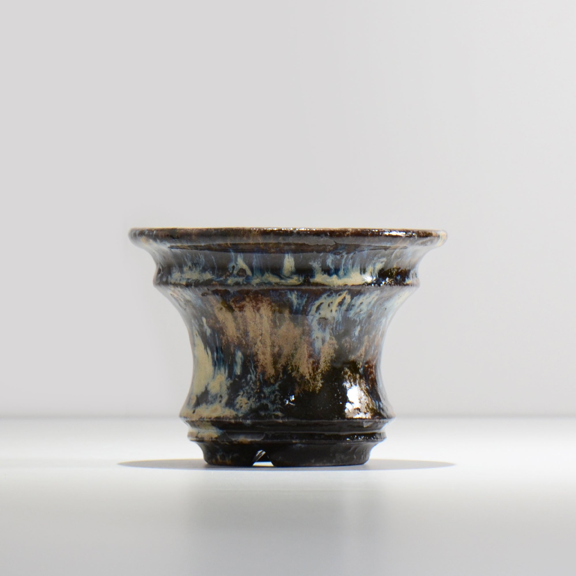 ヒノモトナツミ / 縁-ふち- / cone2_27 /  約 φ13.8cm / 植木鉢