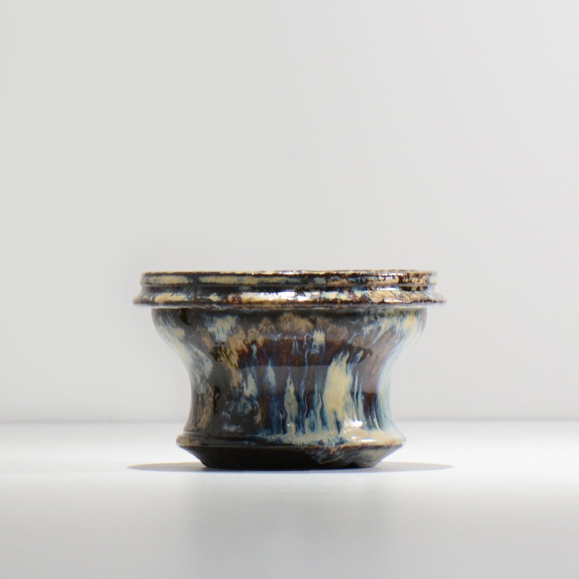 ヒノモトナツミ / 縁-ふち- / cone2_30 /  約 φ13.2cm / 植木鉢