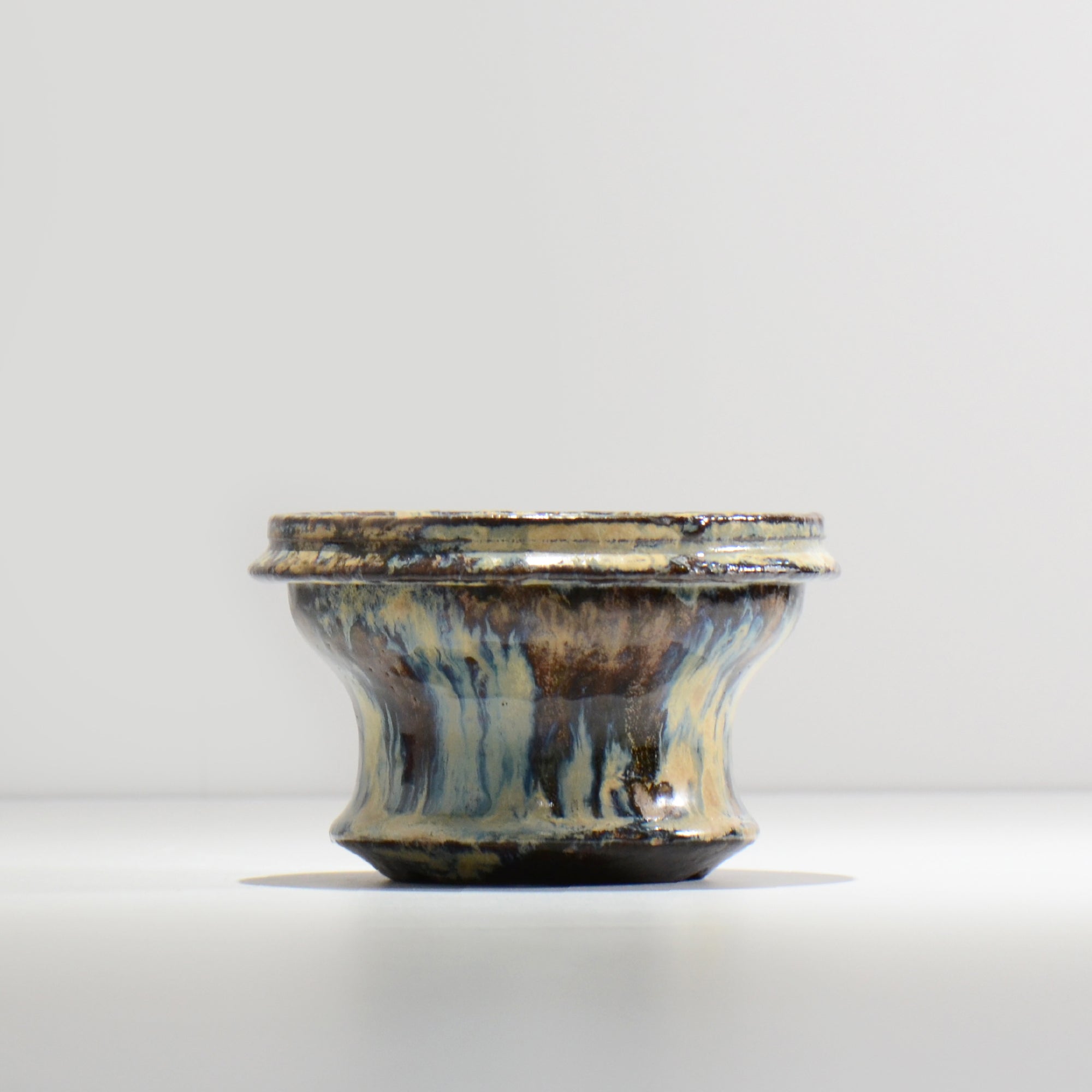 ヒノモトナツミ / 縁-ふち- / cone2_30 /  約 φ13.2cm / 植木鉢