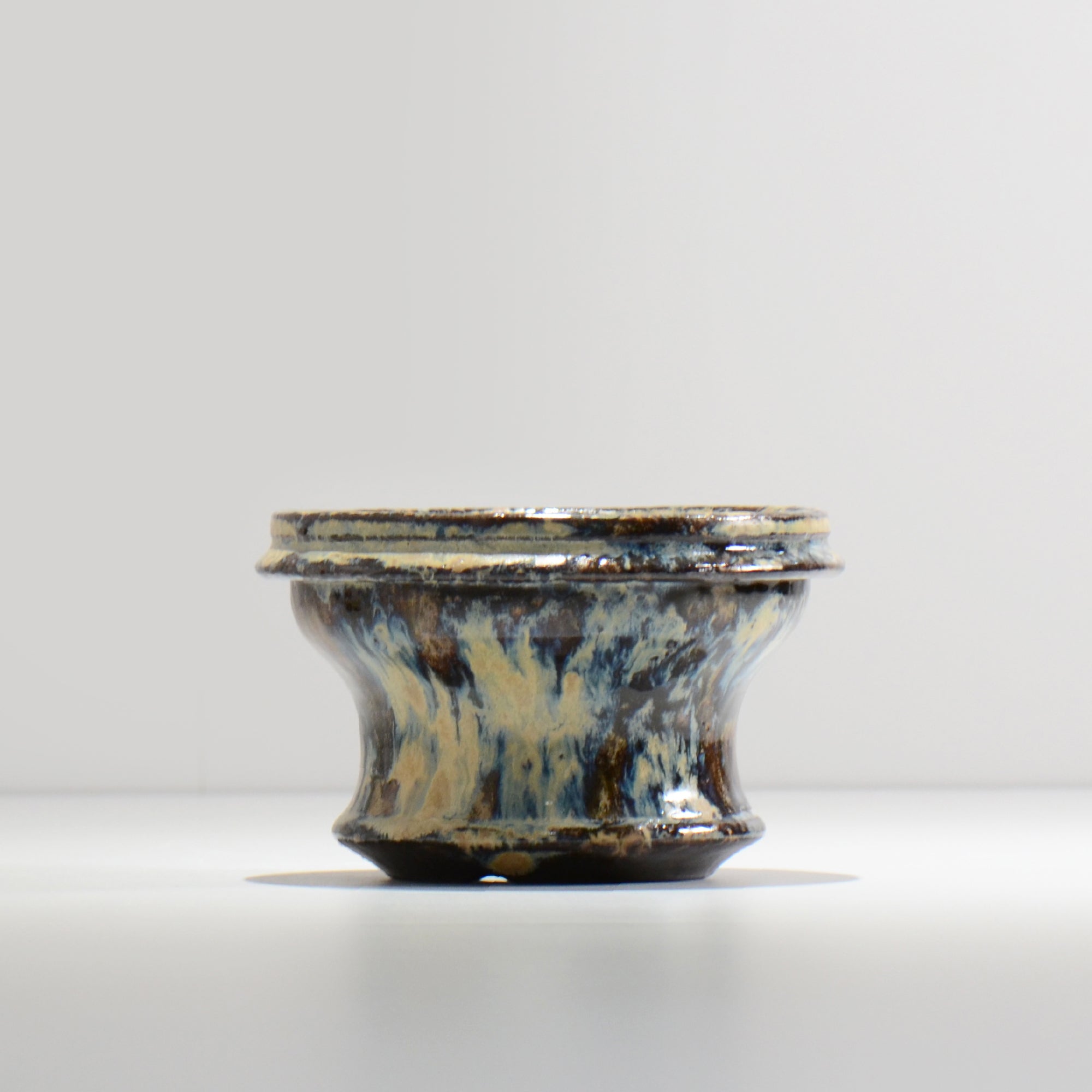 ヒノモトナツミ / 縁-ふち- / cone2_30 /  約 φ13.2cm / 植木鉢