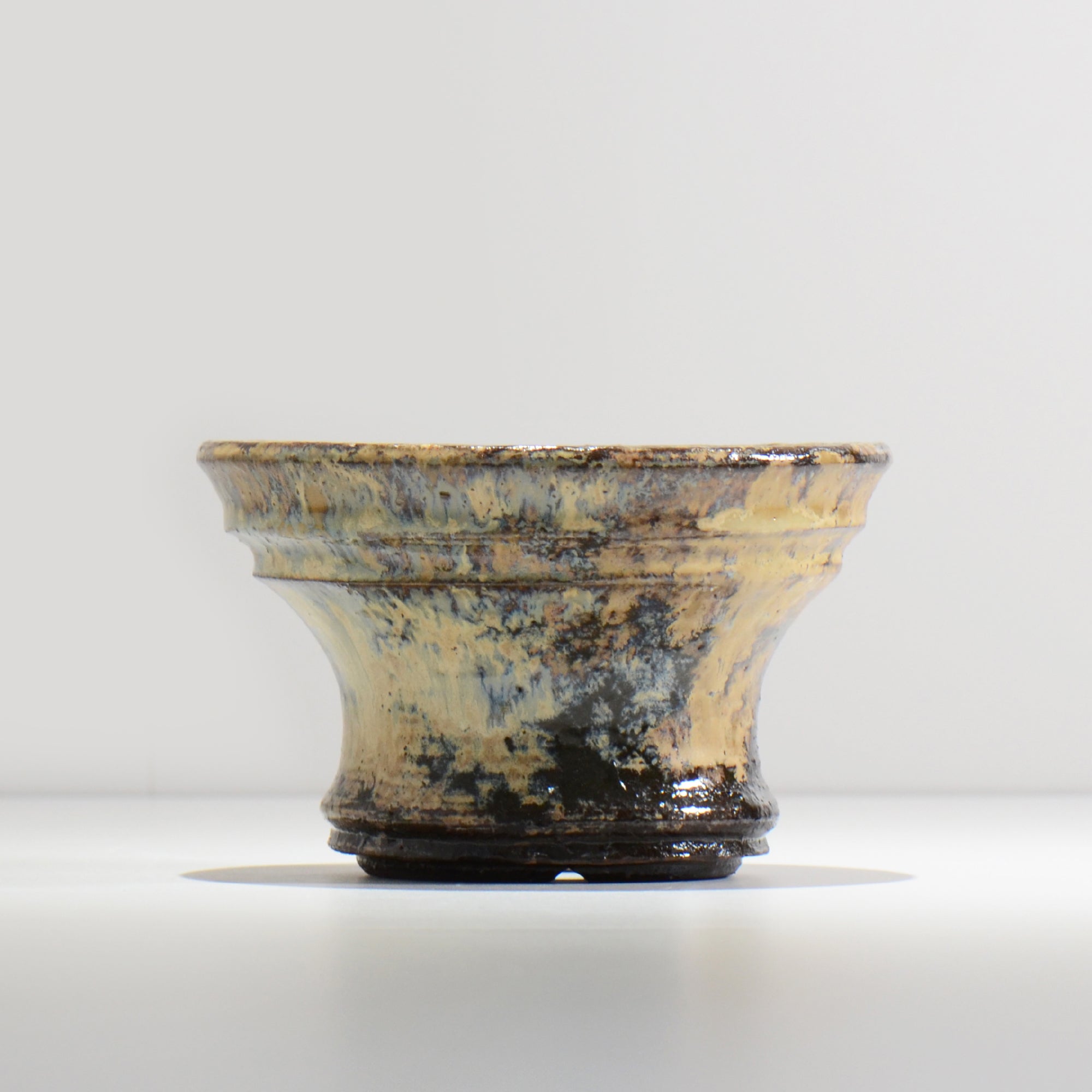 ヒノモトナツミ / 縁-ふち- / cone2_42 /  約 φ16.6cm / 植木鉢