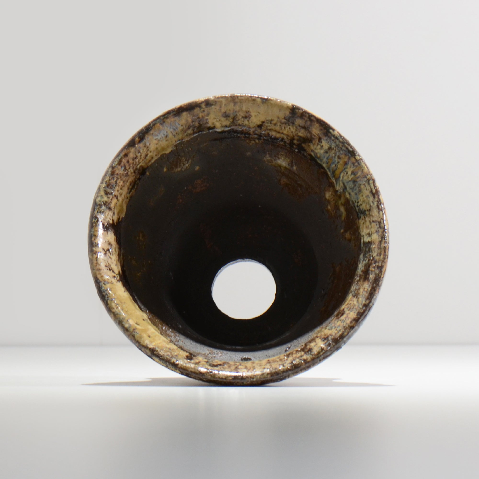 ヒノモトナツミ / 縁-ふち- / cone2_42 /  約 φ16.6cm / 植木鉢