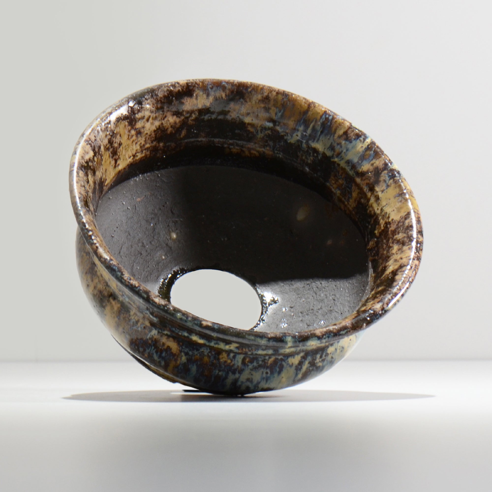 ヒノモトナツミ / 縁-ふち- / cone2_47 /  約 φ20.3cm / 植木鉢
