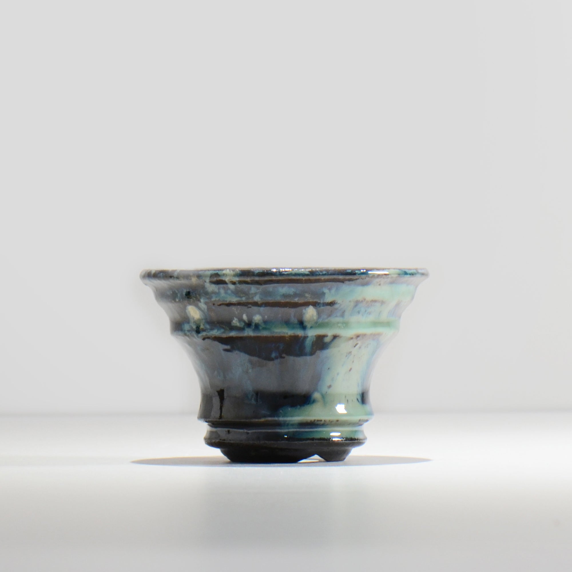 ヒノモトナツミ / 縁-ふち- / cone2_08 /  約 φ11.5cm / 植木鉢