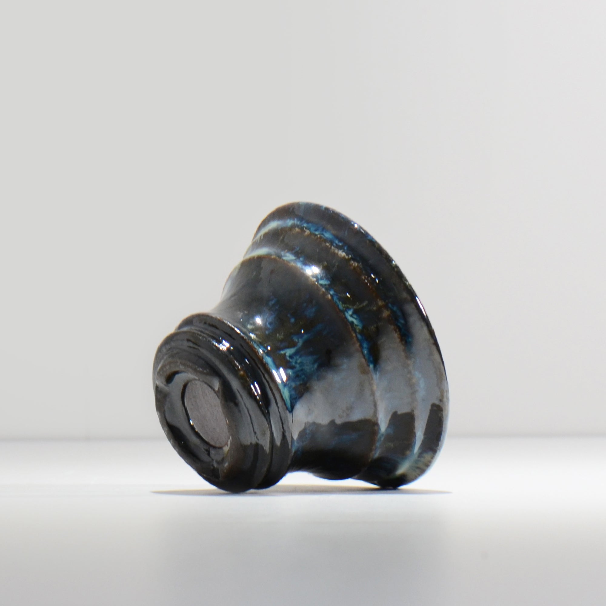 ヒノモトナツミ / 縁-ふち- / cone2_08 /  約 φ11.5cm / 植木鉢