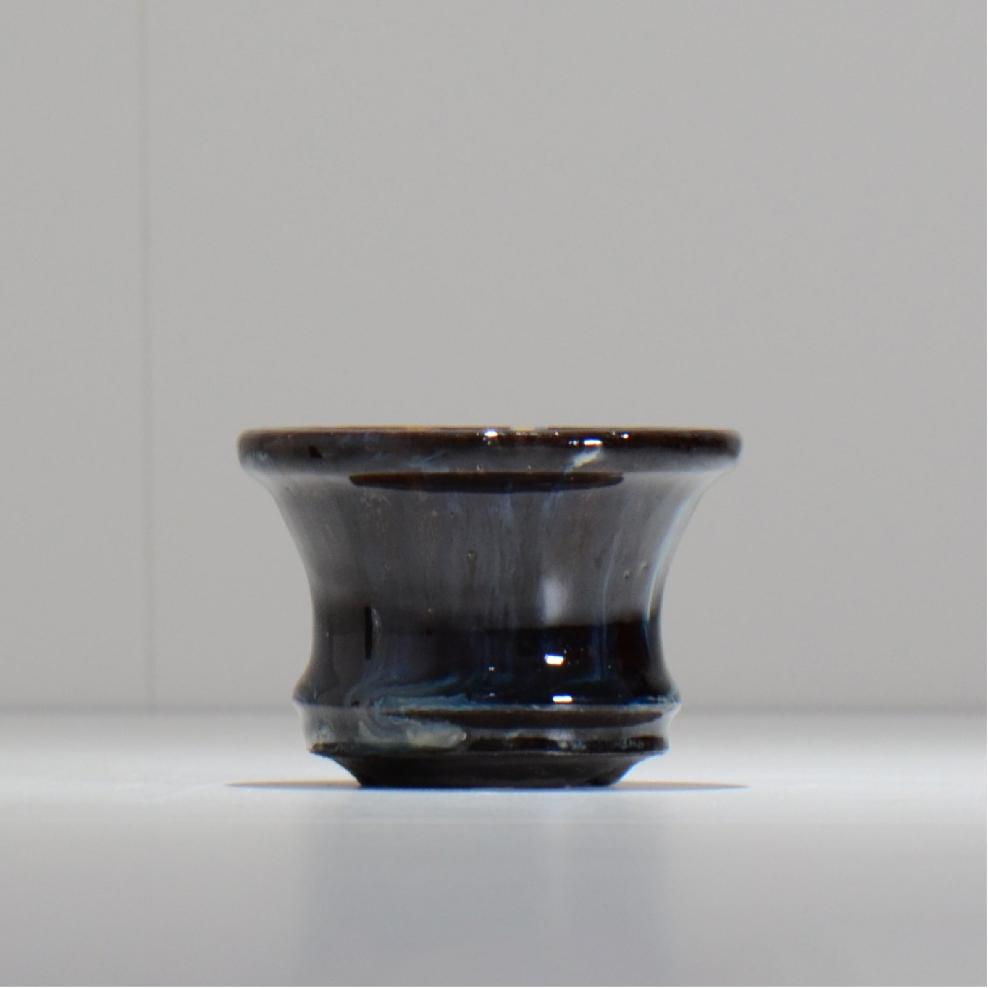 ヒノモトナツミ / 縁-ふち- /cone3_fu01_xs/ 約φ8.7cm / 植木鉢
