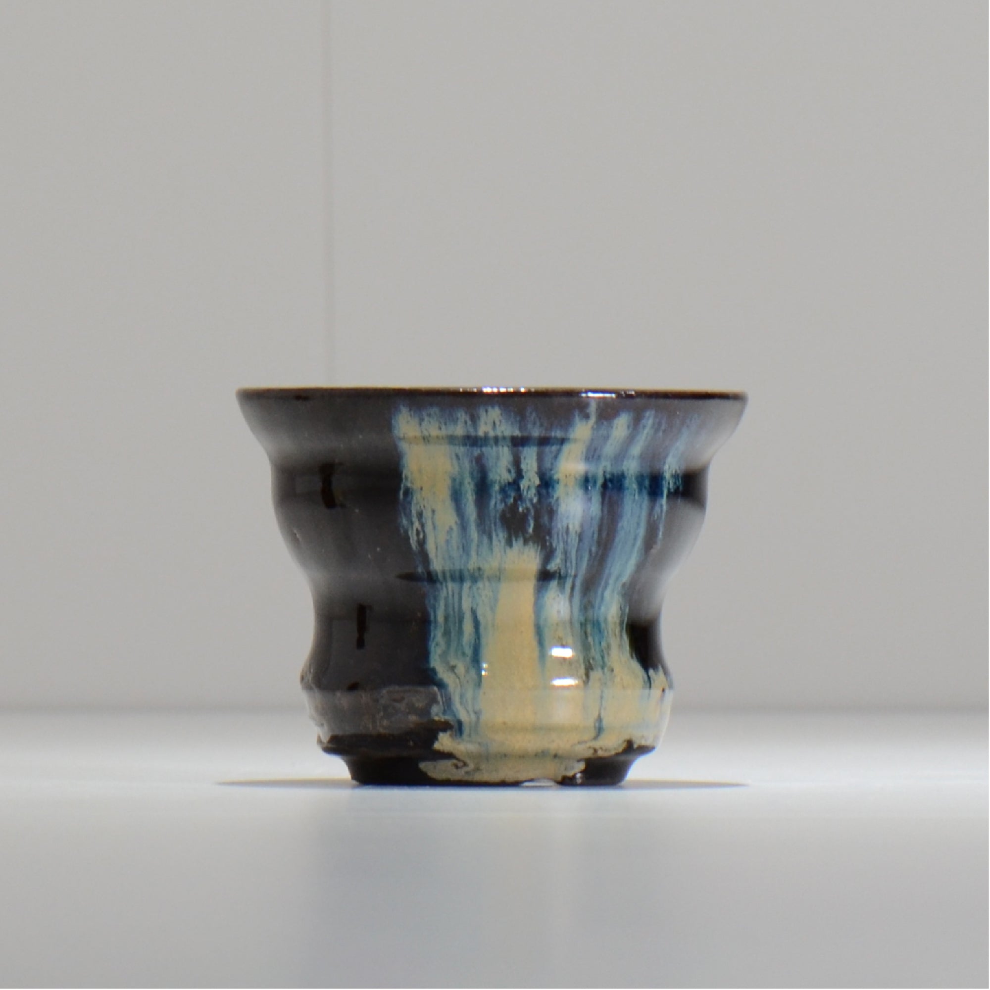 ヒノモトナツミ / 縁-ふち- /cone3_fu03_s/ 約φ9.2cm / 植木鉢