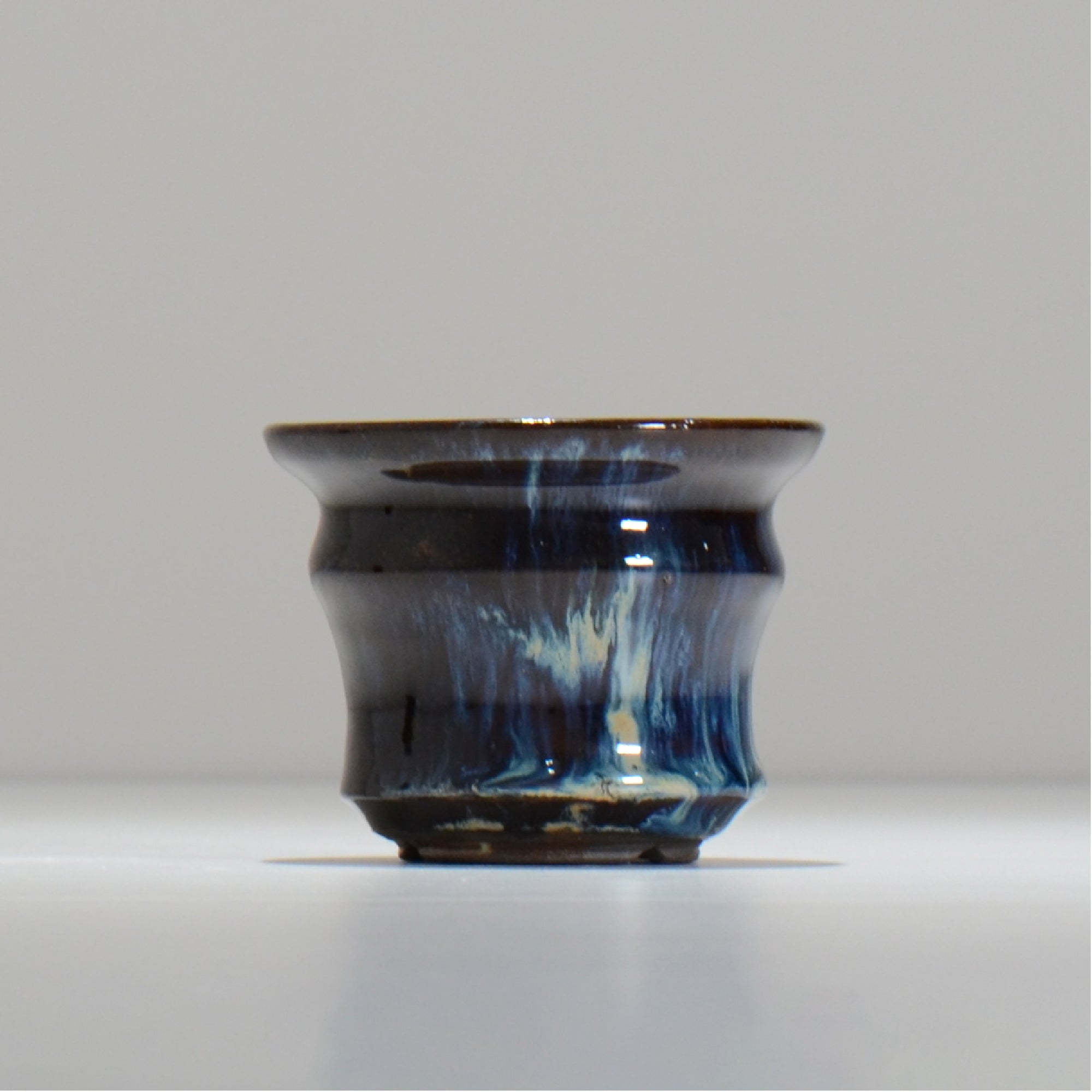 ヒノモトナツミ / 縁-ふち- /cone3_fu04_xs/ 約φ8.9cm / 植木鉢