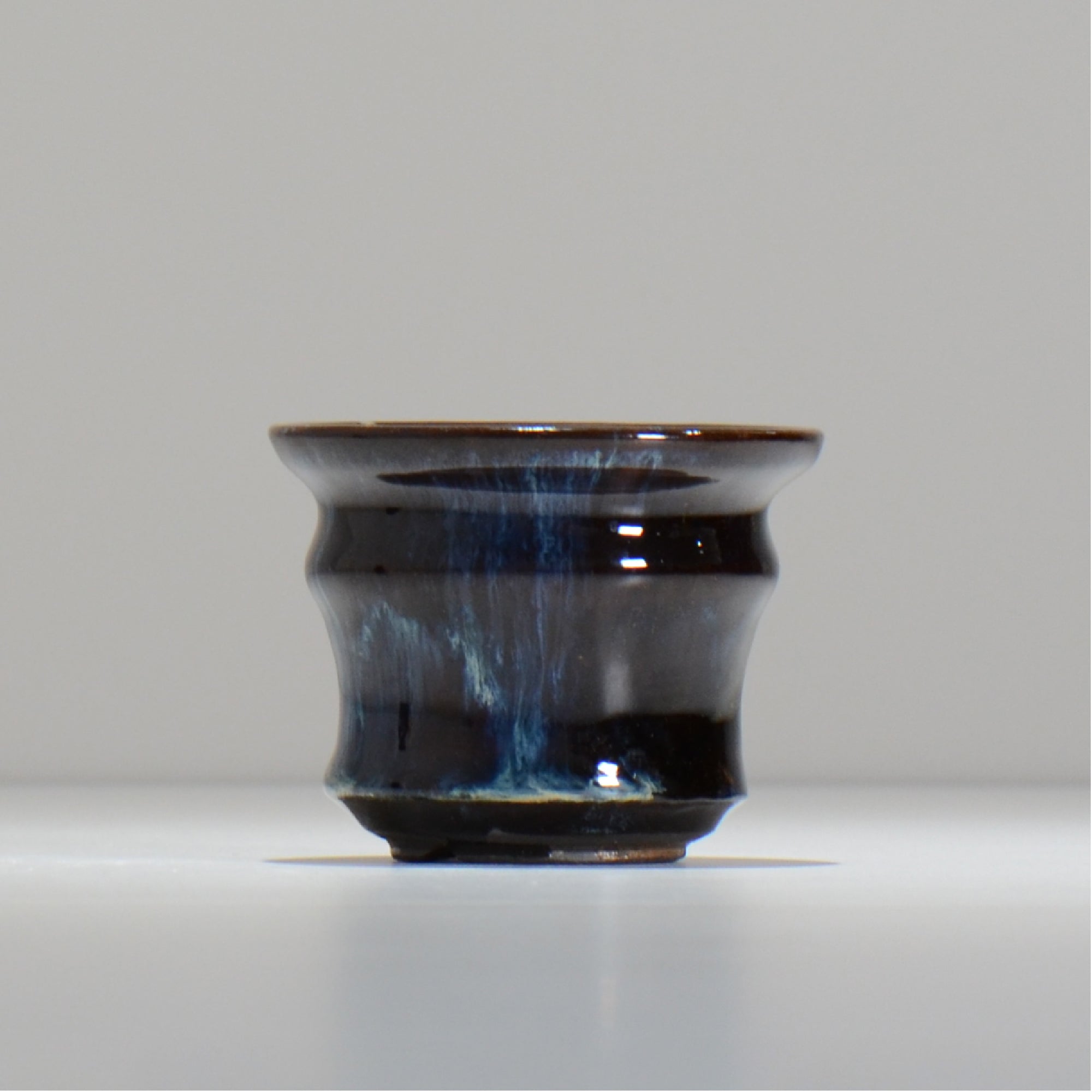 ヒノモトナツミ / 縁-ふち- /cone3_fu04_xs/ 約φ8.9cm / 植木鉢