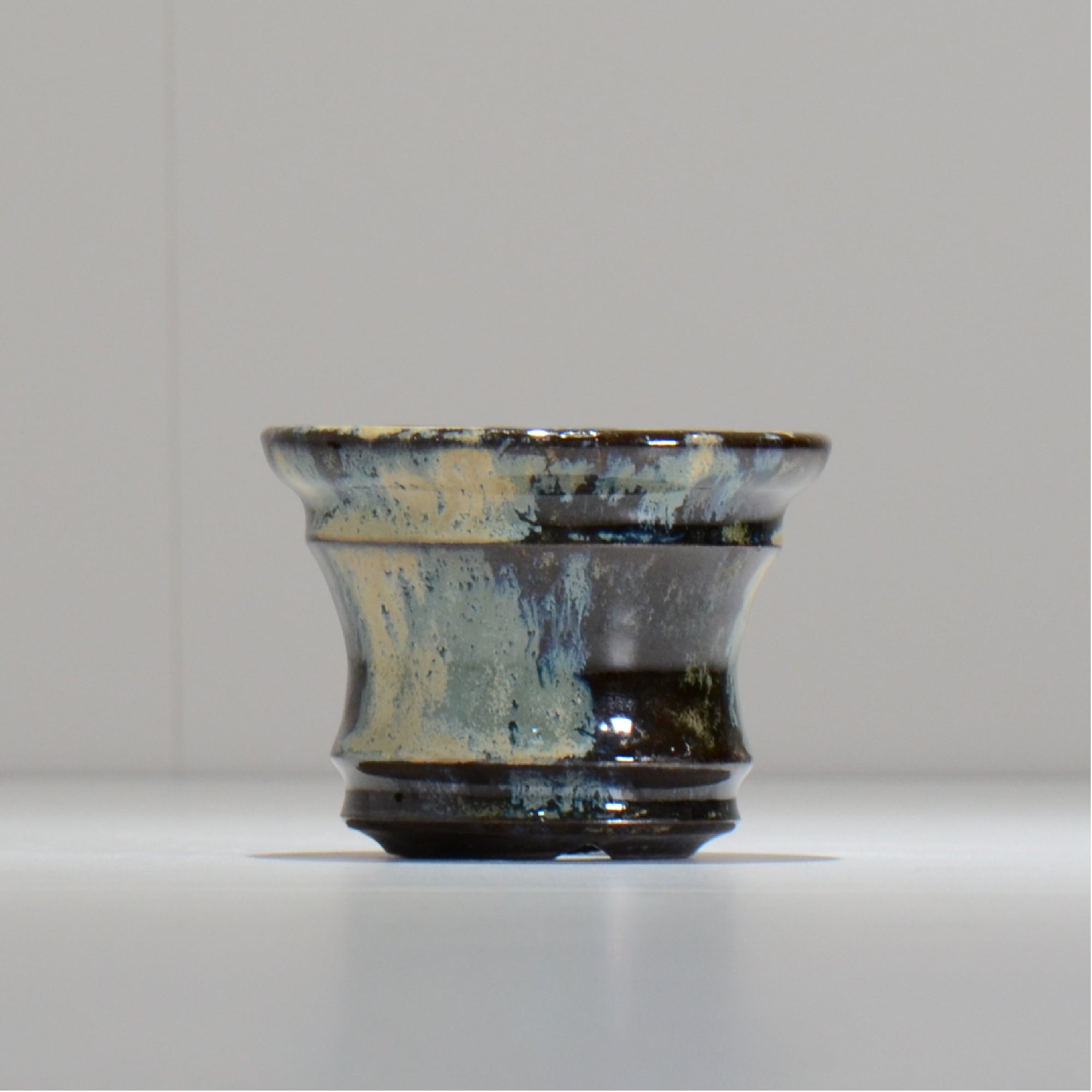 ヒノモトナツミ / 縁-ふち- /cone3_fu07_s/ 約φ9.4cm / 植木鉢