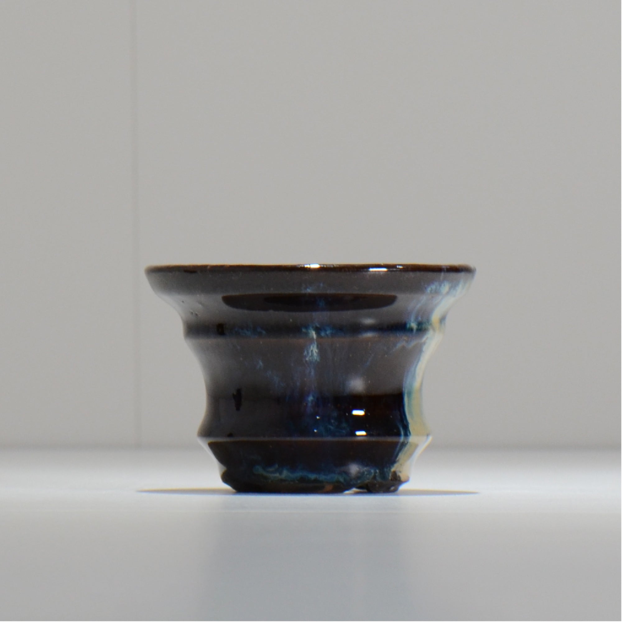 ヒノモトナツミ / 縁-ふち- /cone3_fu11_s/ 約φ9.9cm / 植木鉢