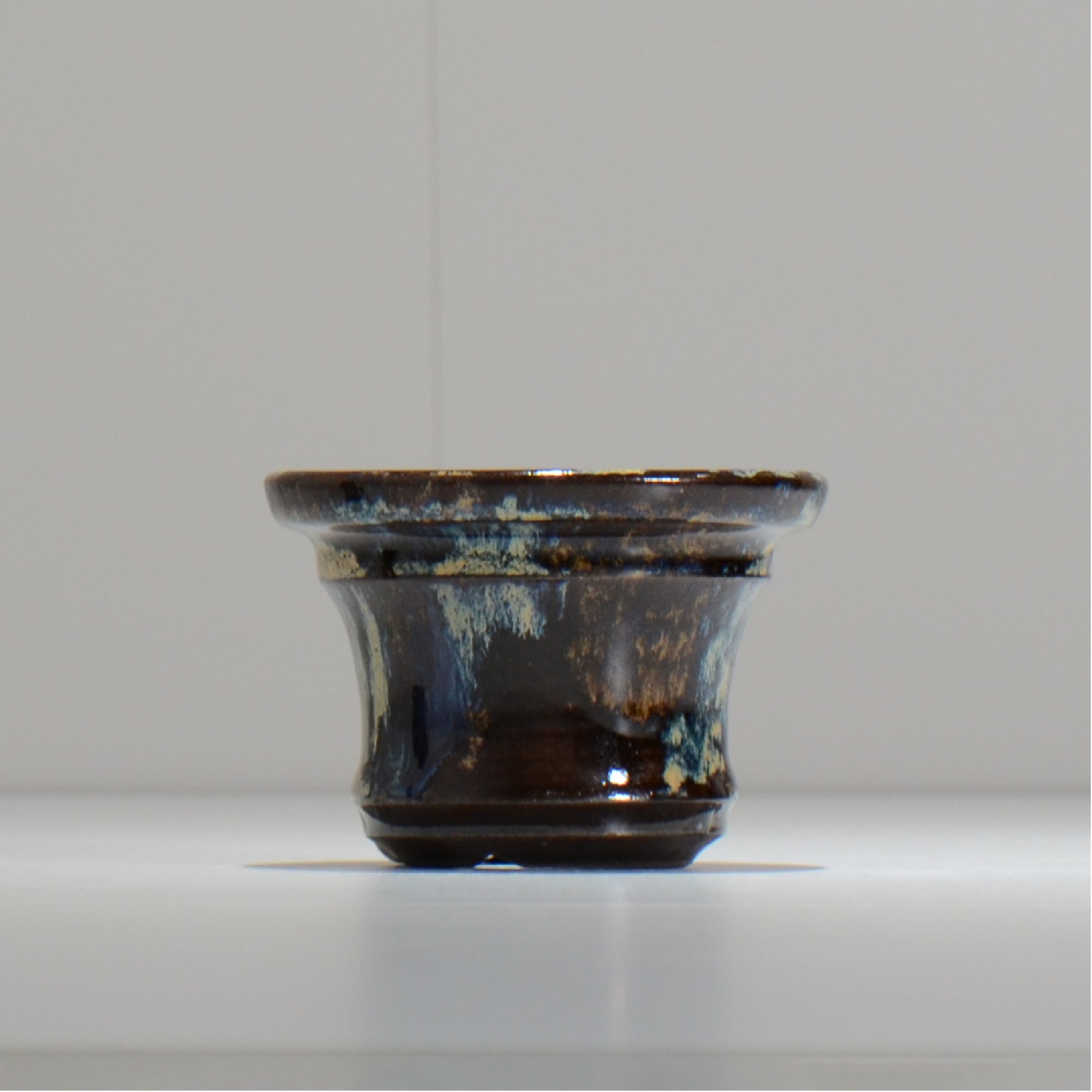 ヒノモトナツミ / 縁-ふち- /cone3_fu12_s/ 約φ9.5cm / 植木鉢