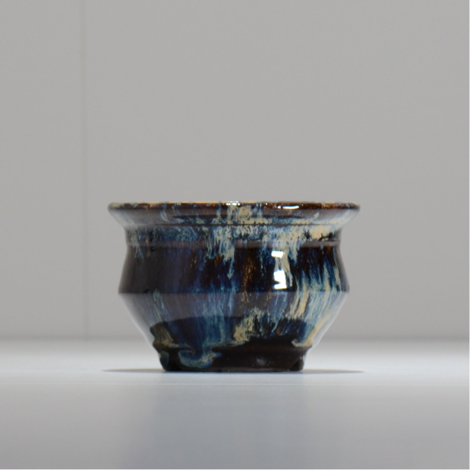 ヒノモトナツミ / 縁-ふち- /cone3_fu15_s/ 約φ10.3cm / 植木鉢