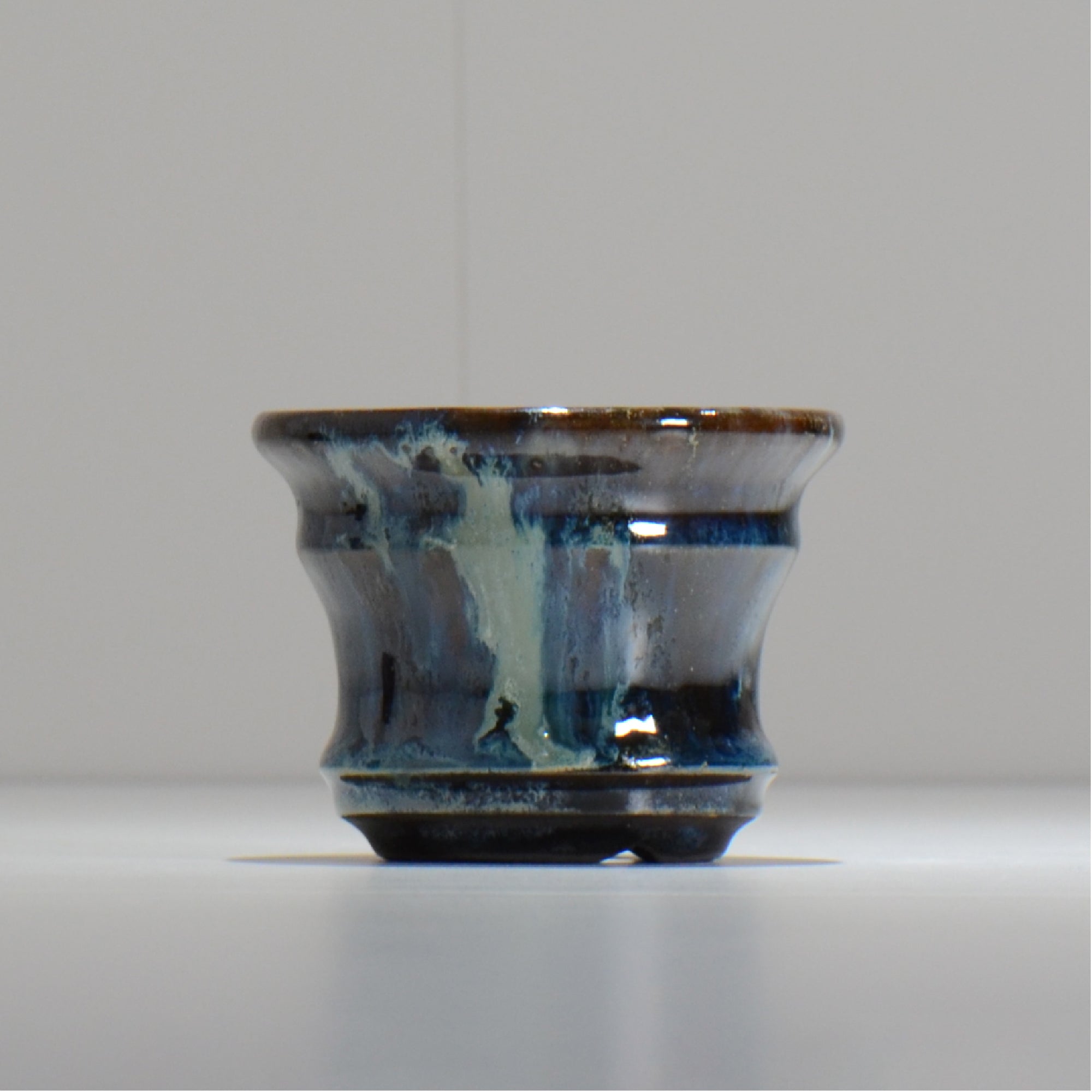 ヒノモトナツミ / 縁-ふち- /cone3_fu16_s/ 約φ9.9cm / 植木鉢