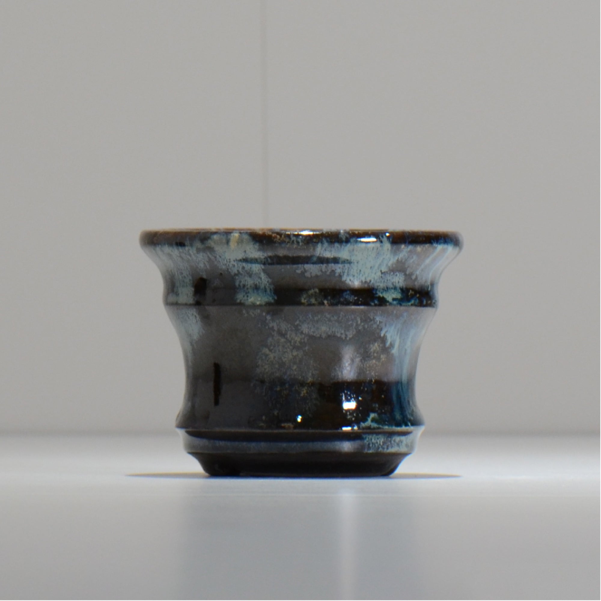 ヒノモトナツミ / 縁-ふち- /cone3_fu16_s/ 約φ9.9cm / 植木鉢