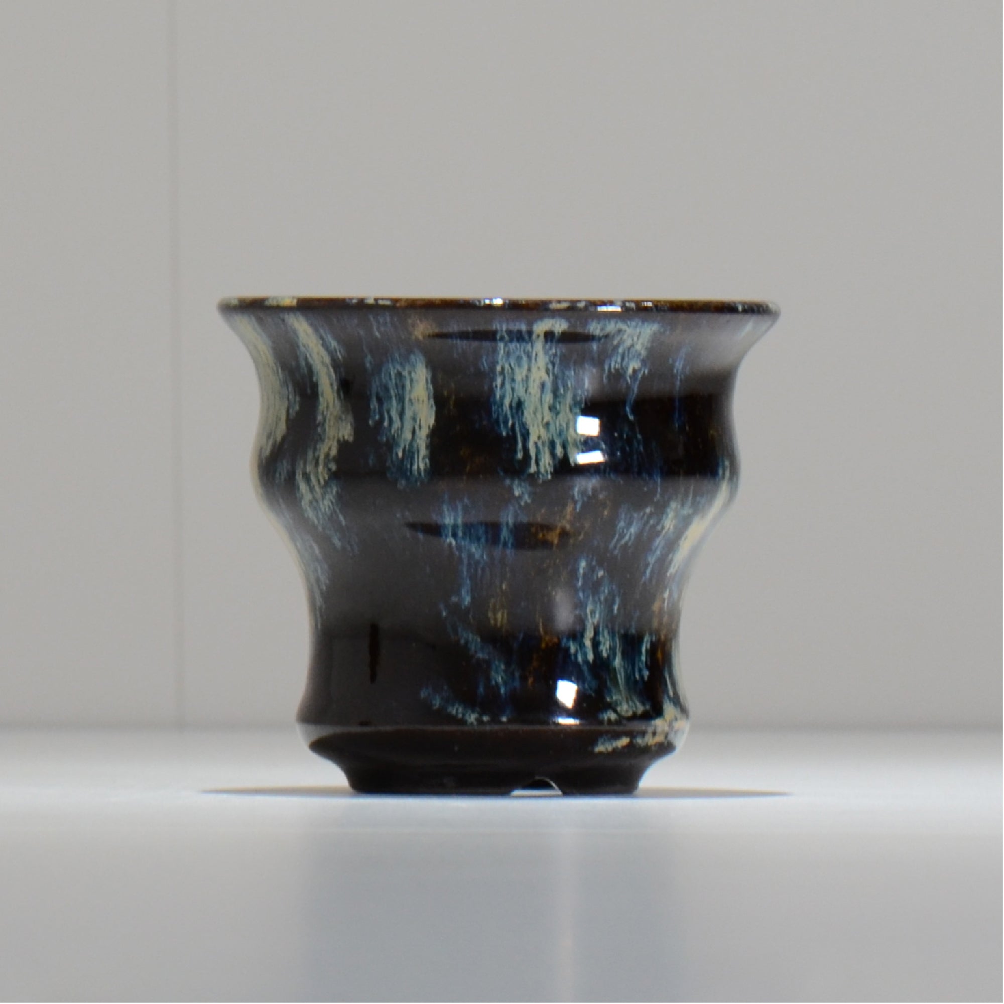 ヒノモトナツミ / 縁-ふち- /cone3_fu23_s/ 約φ10.5cm / 植木鉢