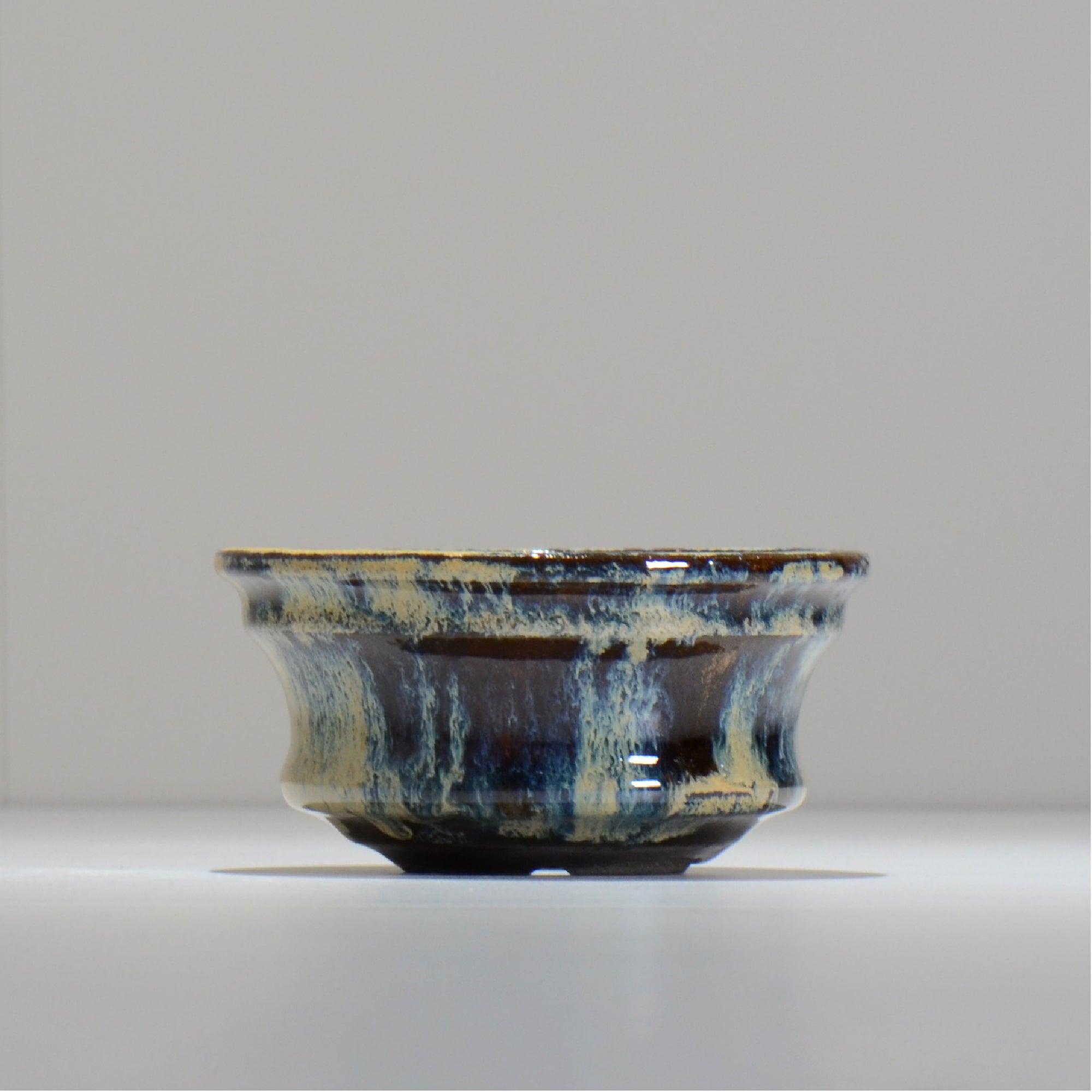 ヒノモトナツミ / 縁-ふち- /cone3_fu25_m/ 約φ12.4cm / 植木鉢