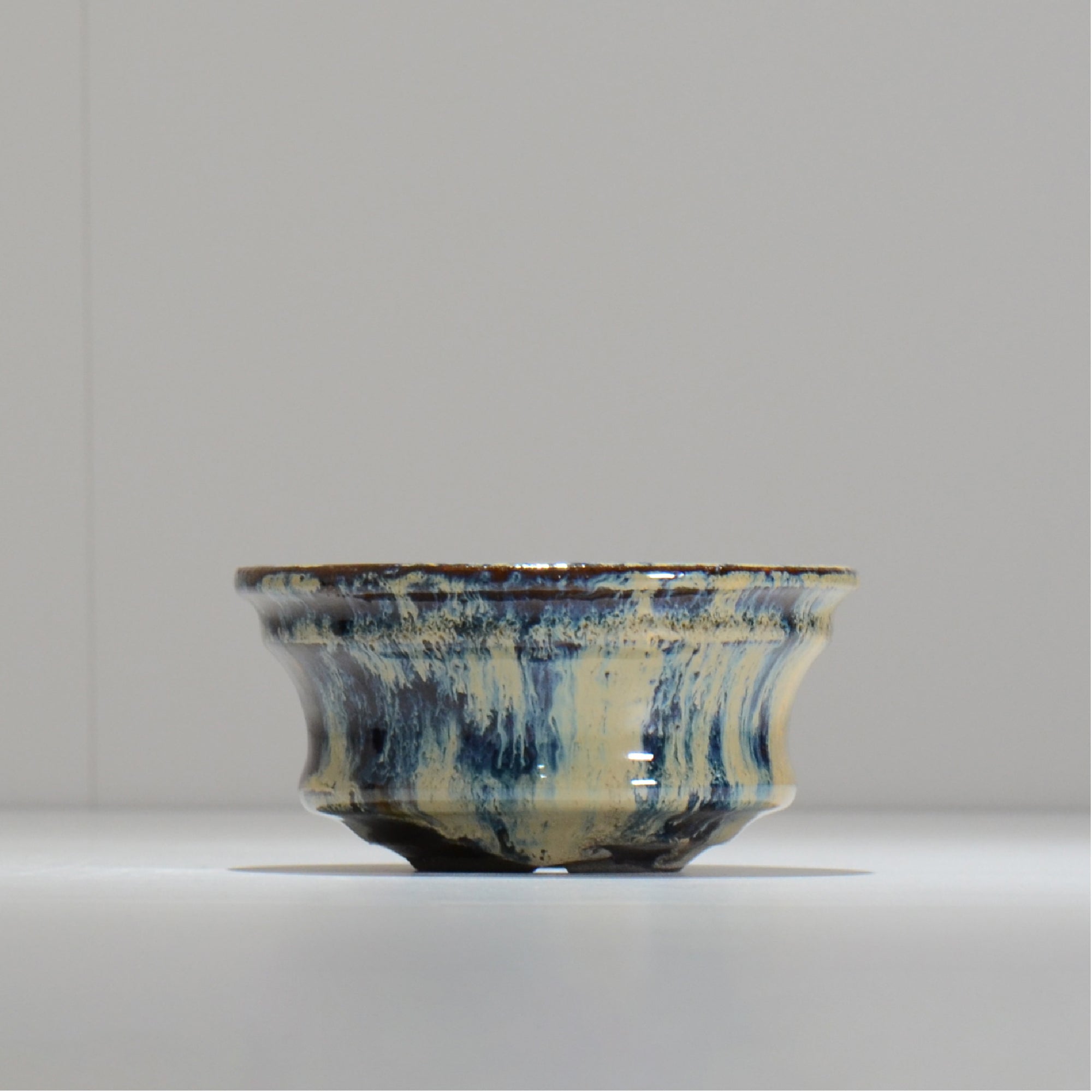 ヒノモトナツミ / 縁-ふち- /cone3_fu25_m/ 約φ12.4cm / 植木鉢