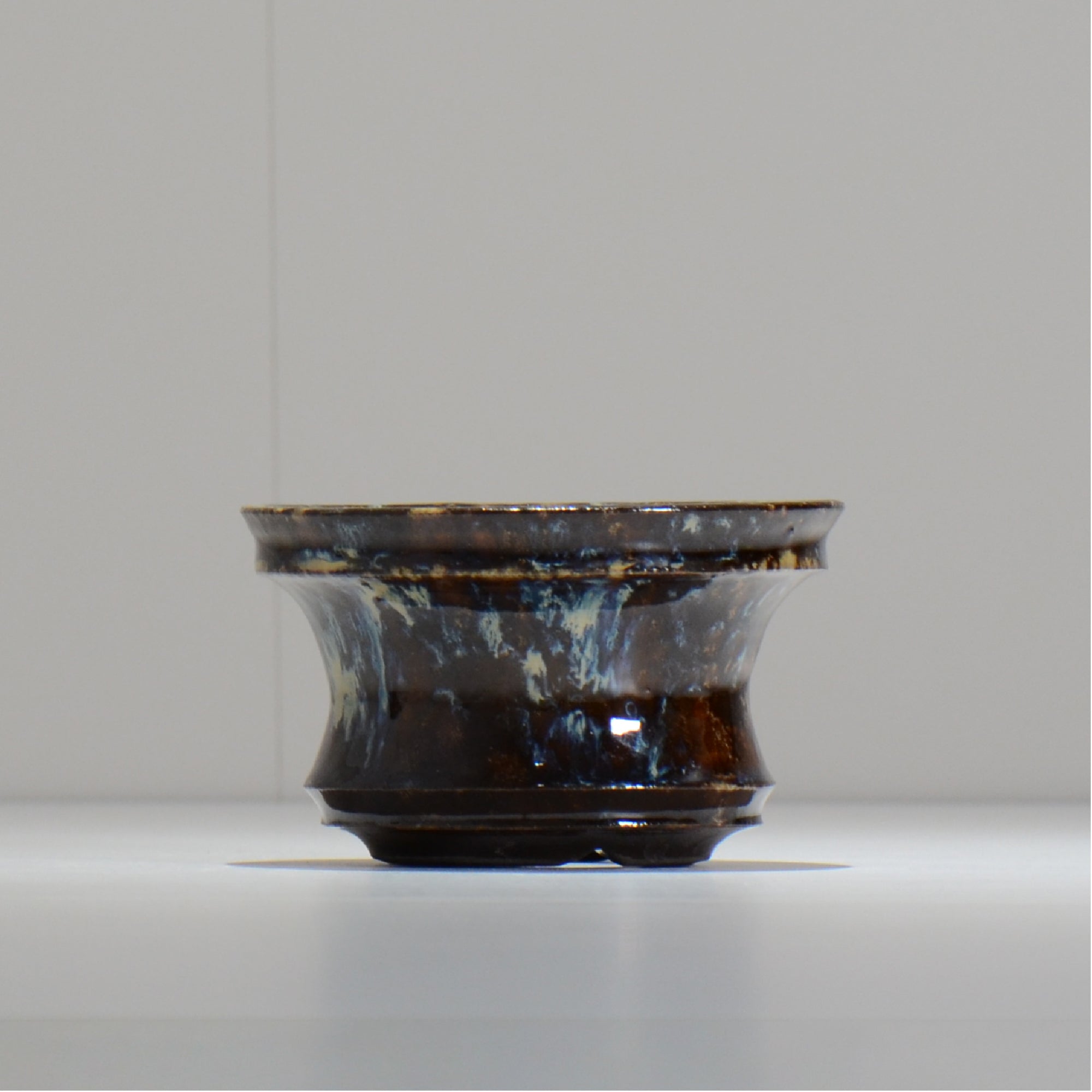 ヒノモトナツミ / 縁-ふち- /cone3_fu26_s/ 約φ11.4cm / 植木鉢