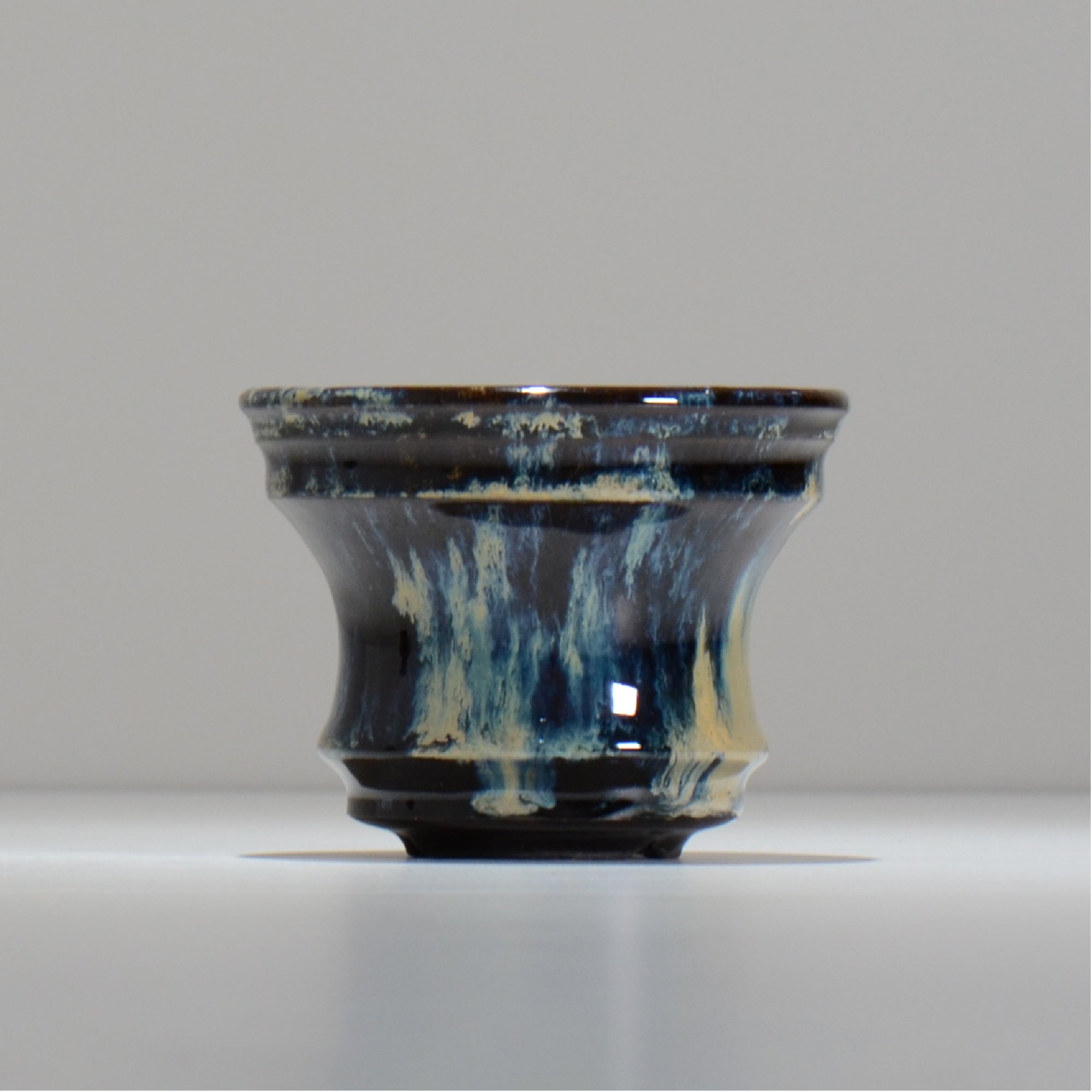 ヒノモトナツミ / 縁-ふち- /cone3_fu30_s/ 約φ11.2cm / 植木鉢