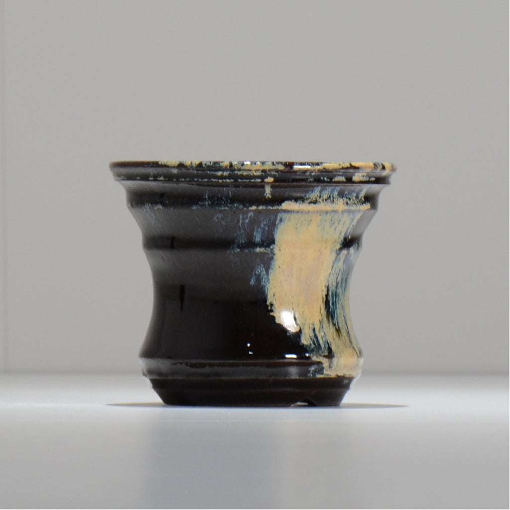ヒノモトナツミ / 縁-ふち- /cone3_fu32_s/ 約φ11.2cm / 植木鉢