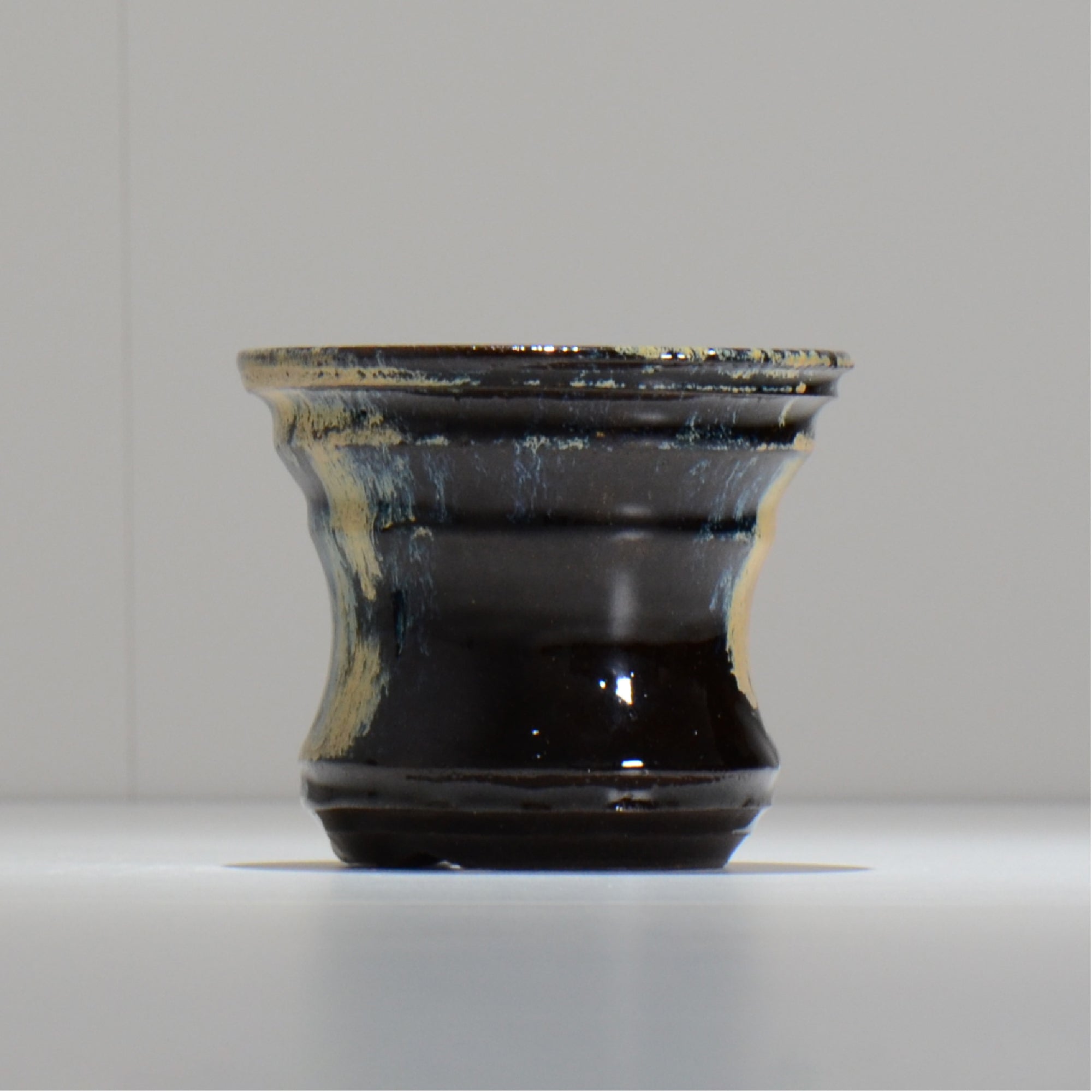 ヒノモトナツミ / 縁-ふち- /cone3_fu32_s/ 約φ11.2cm / 植木鉢