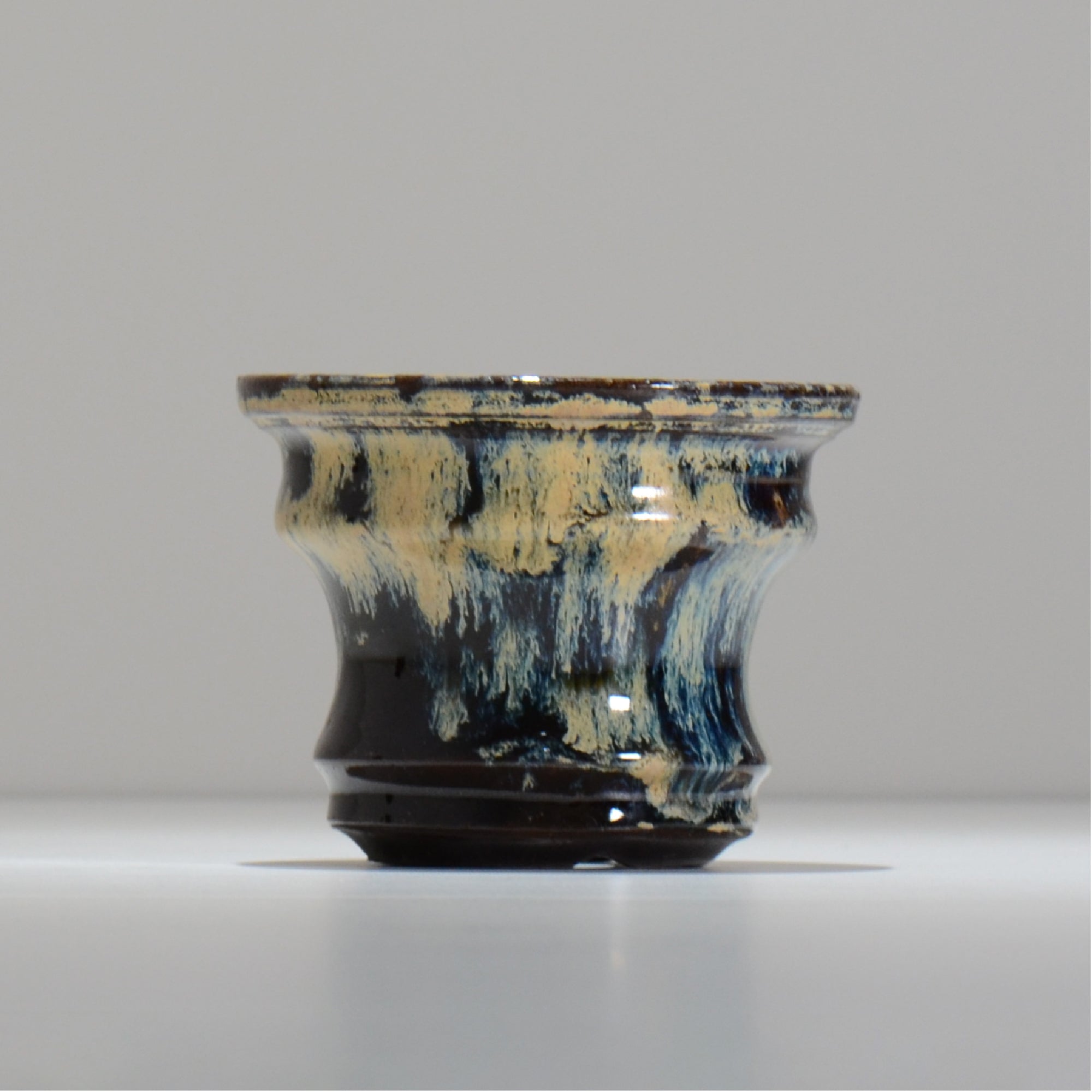 ヒノモトナツミ / 縁-ふち- /cone3_fu33_s/ 約φ11.7cm / 植木鉢