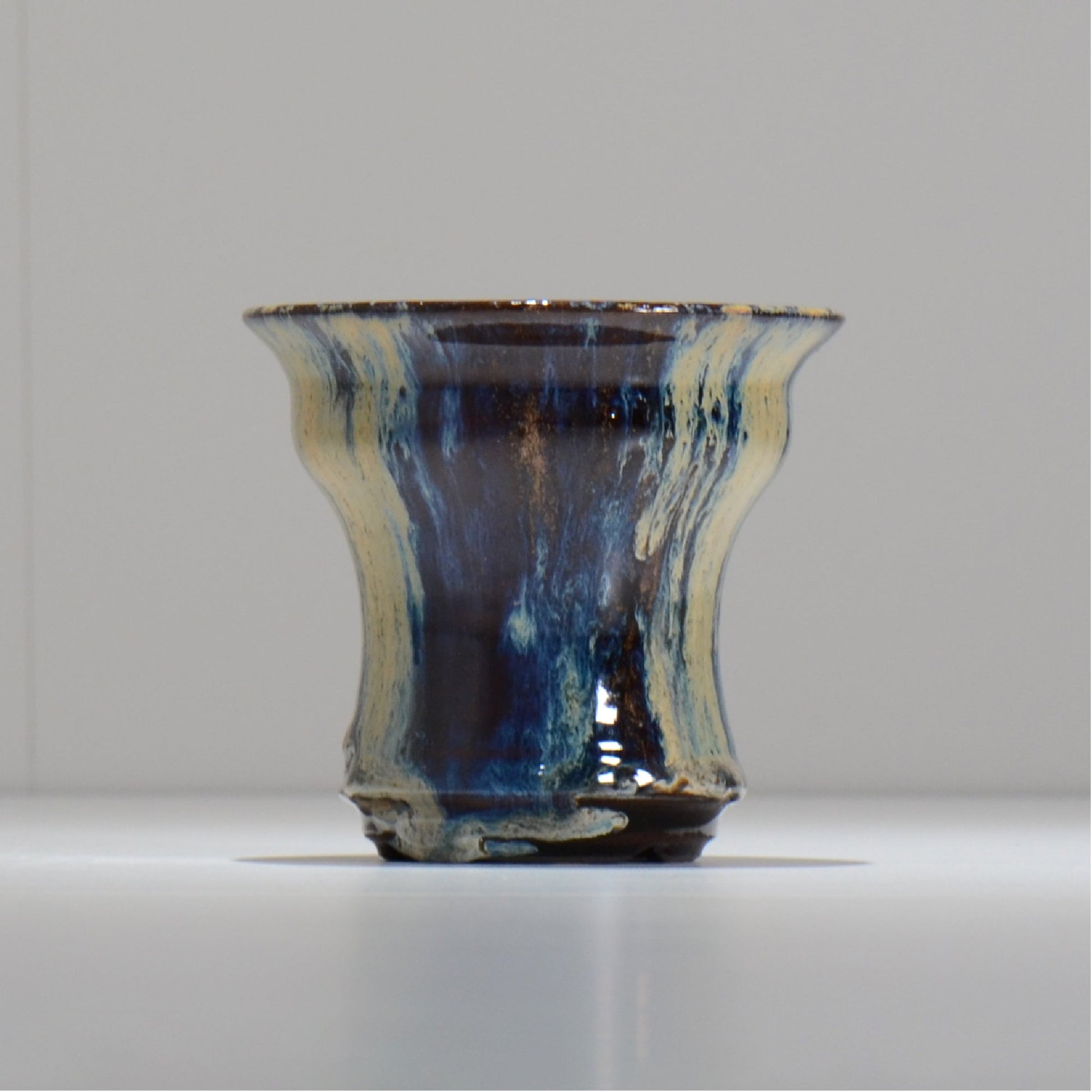 ヒノモトナツミ / 縁-ふち- /cone3_fu36_s/ 約φ11.2cm / 植木鉢