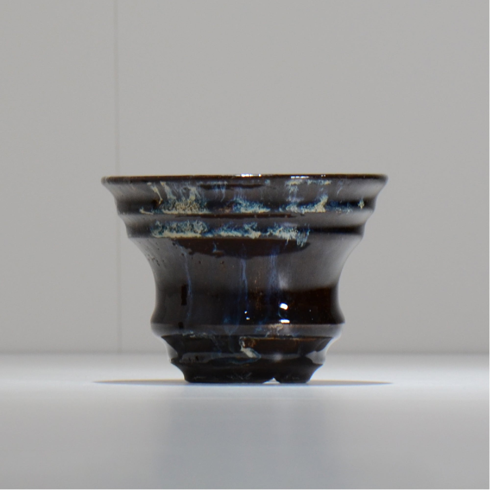 ヒノモトナツミ / 縁-ふち- /cone3_fu37_s/ 約φ11.8cm / 植木鉢