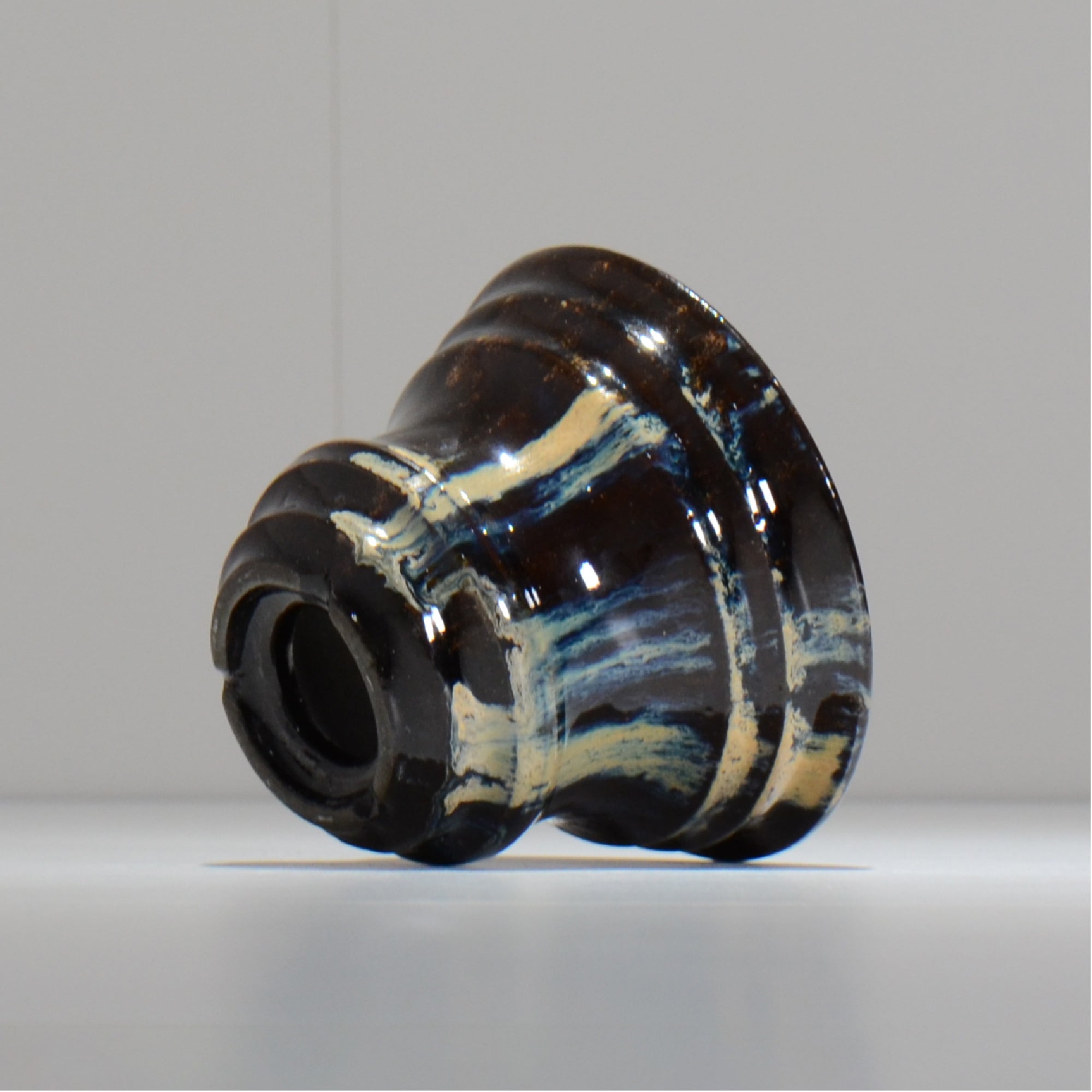 ヒノモトナツミ / 縁-ふち- /cone3_fu37_s/ 約φ11.8cm / 植木鉢