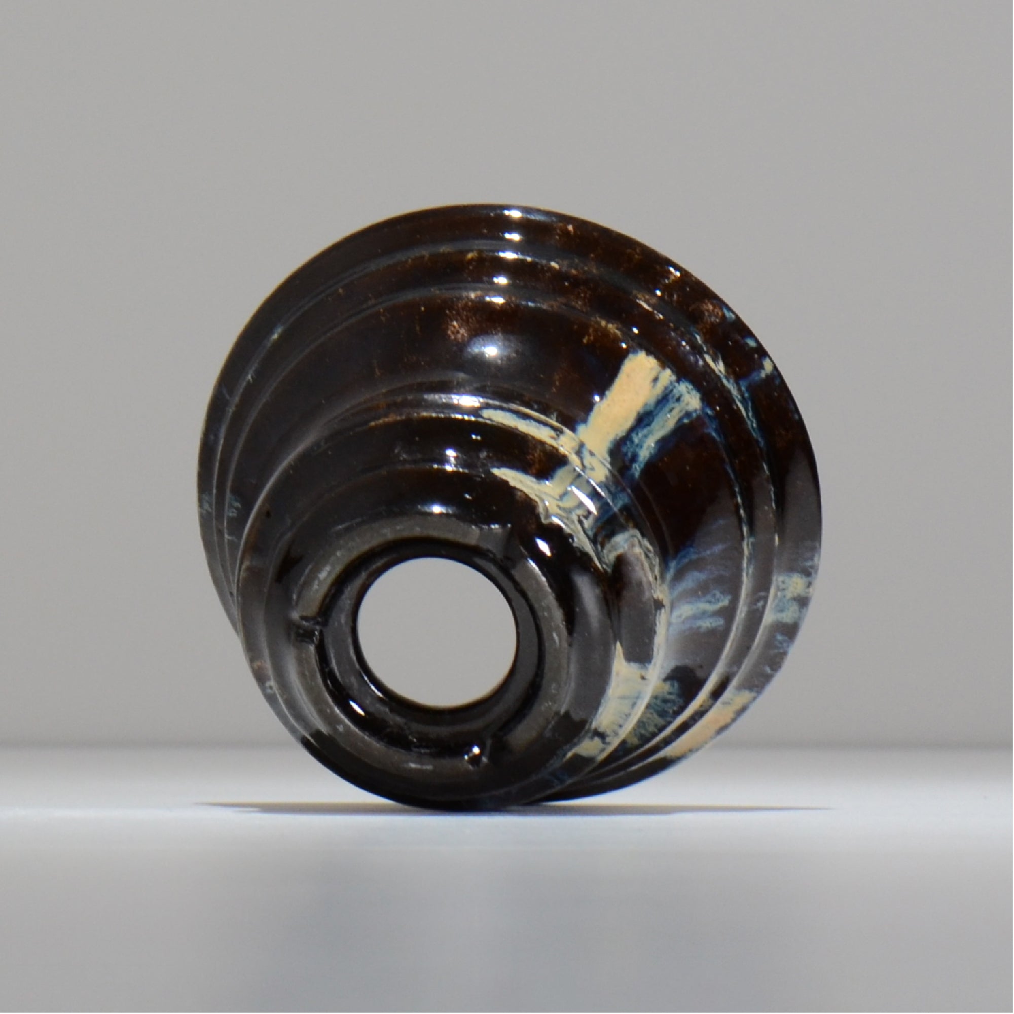 ヒノモトナツミ / 縁-ふち- /cone3_fu37_s/ 約φ11.8cm / 植木鉢