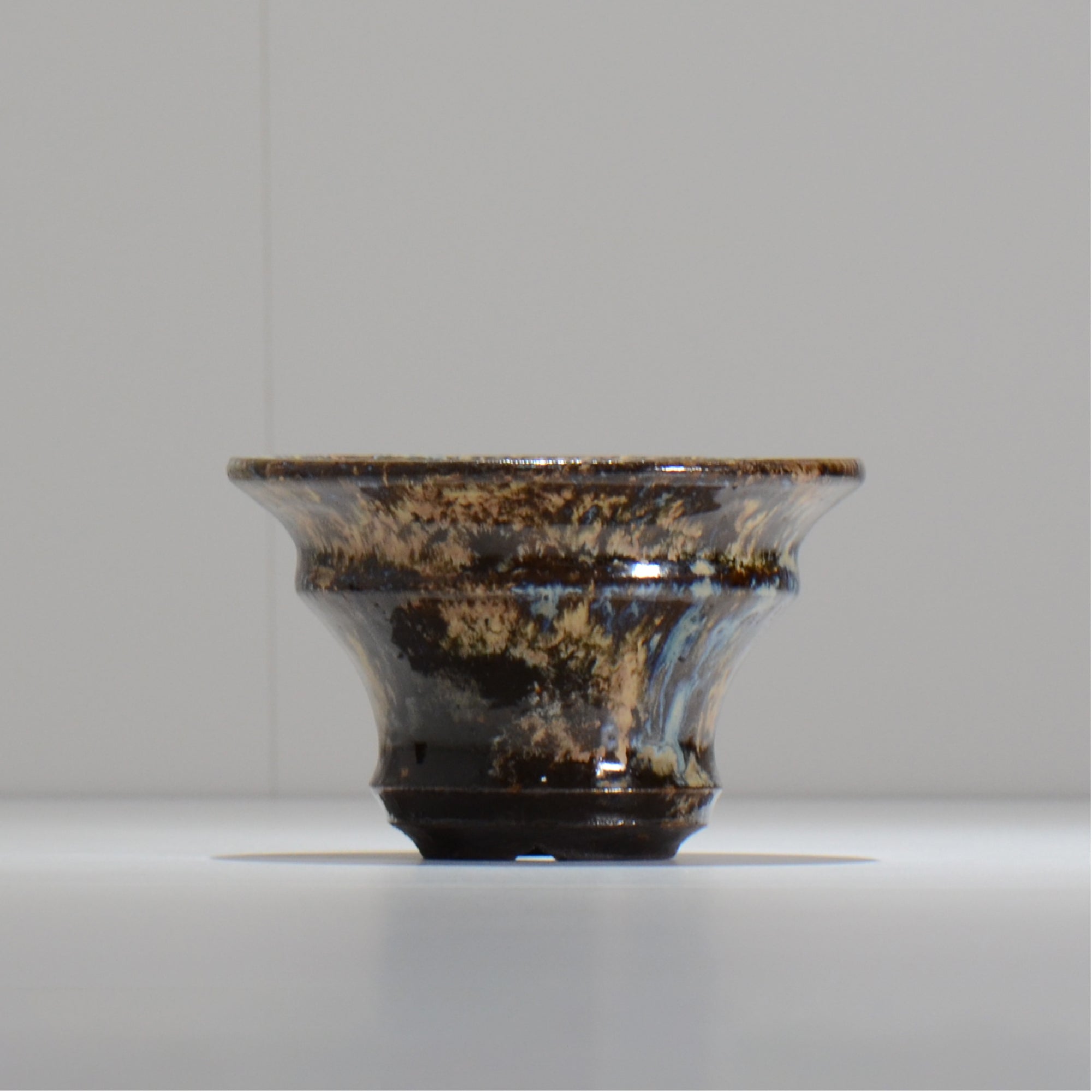 ヒノモトナツミ / 縁-ふち- /cone3_fu42_m/ 約φ12.6cm / 植木鉢