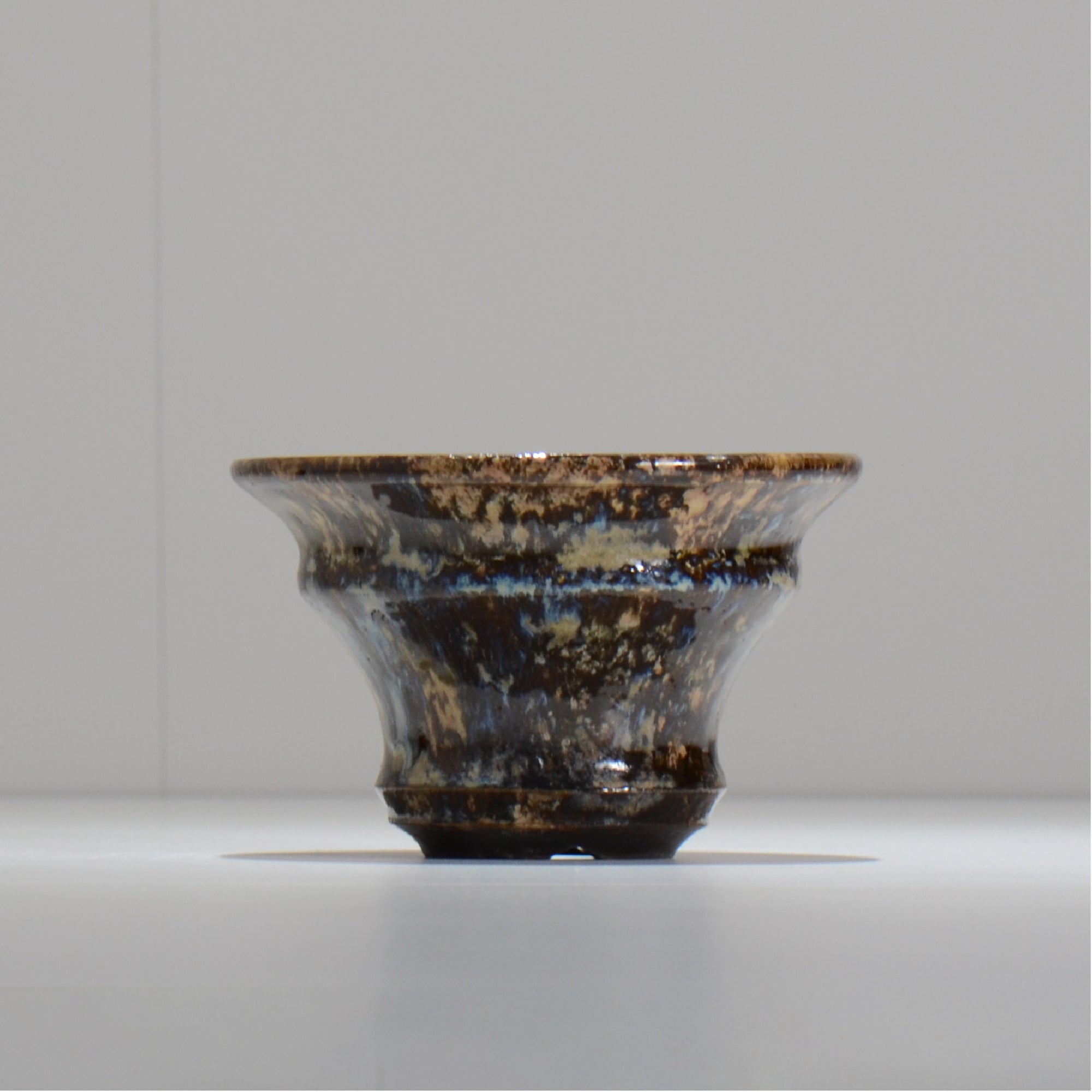 ヒノモトナツミ / 縁-ふち- /cone3_fu42_m/ 約φ12.6cm / 植木鉢