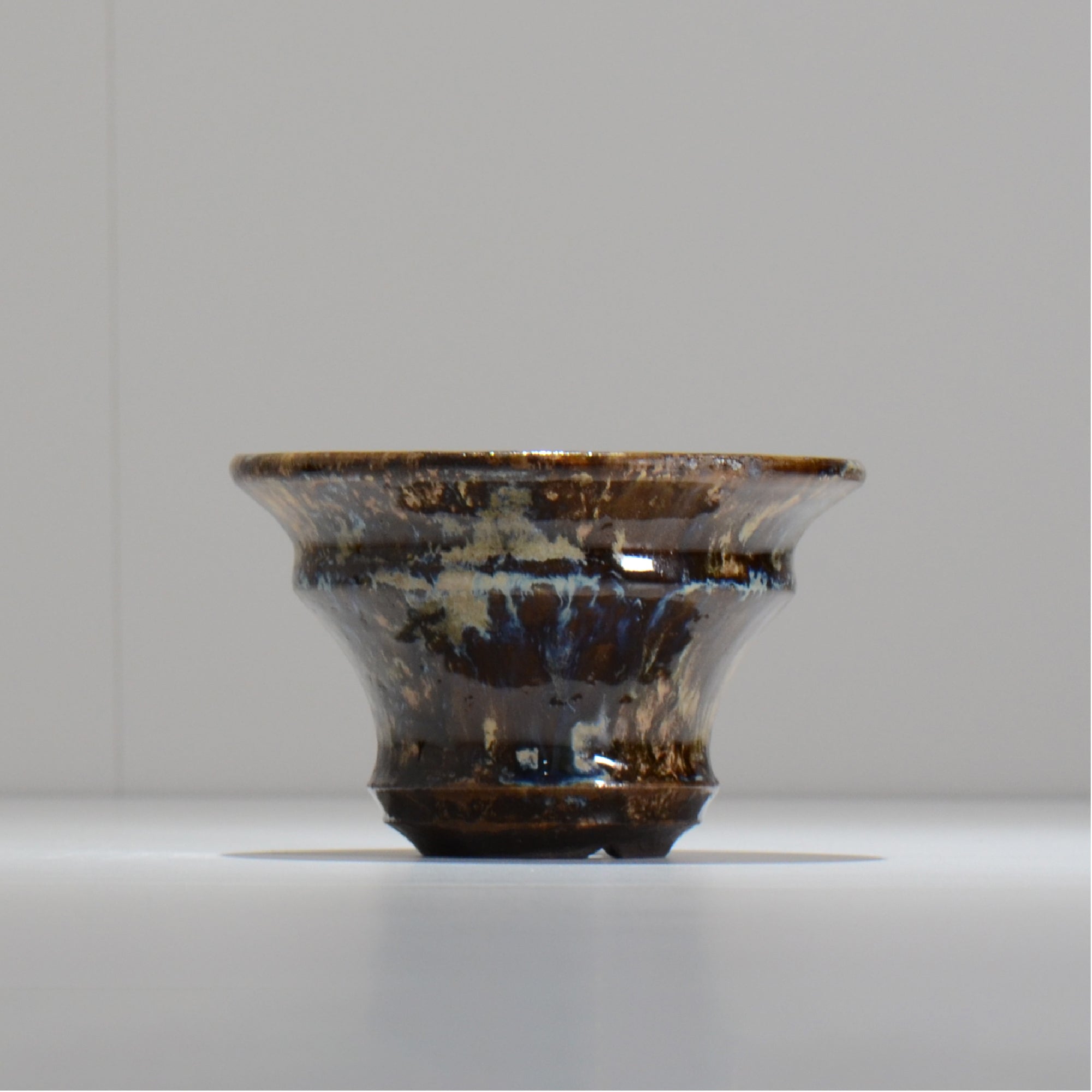 ヒノモトナツミ / 縁-ふち- /cone3_fu42_m/ 約φ12.6cm / 植木鉢