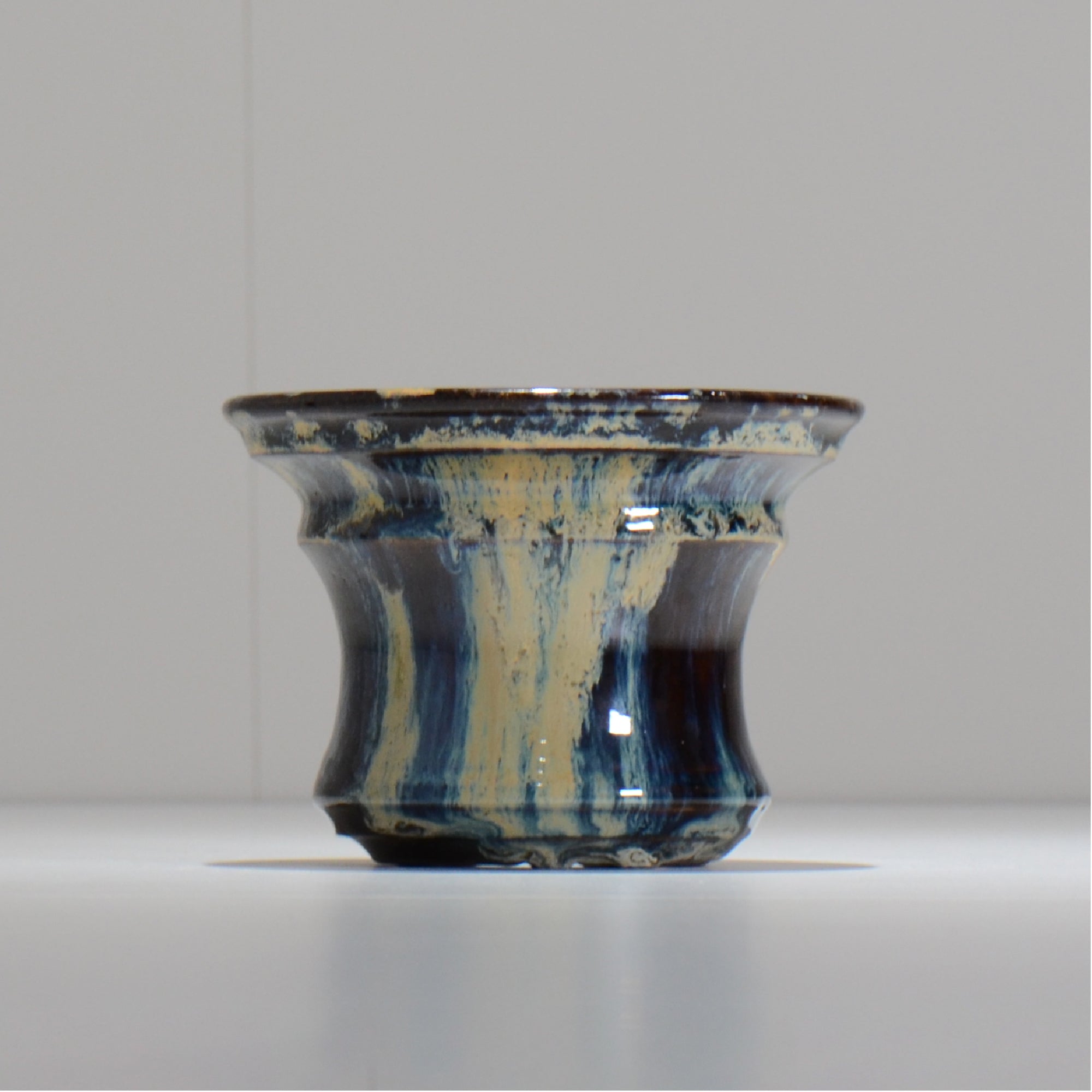 ヒノモトナツミ / 縁-ふち- /cone3_fu43_m/ 約φ12.5cm / 植木鉢